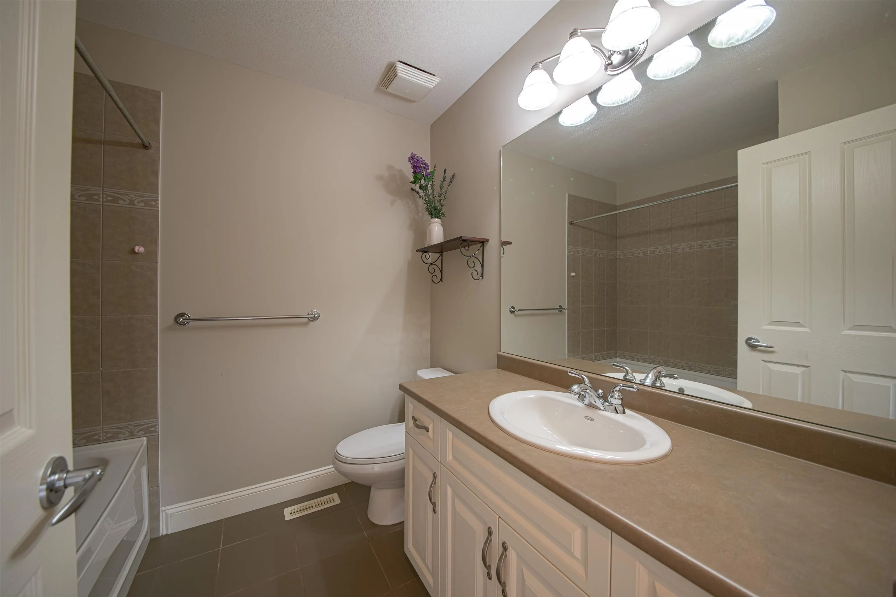 3301 Mctavish Court