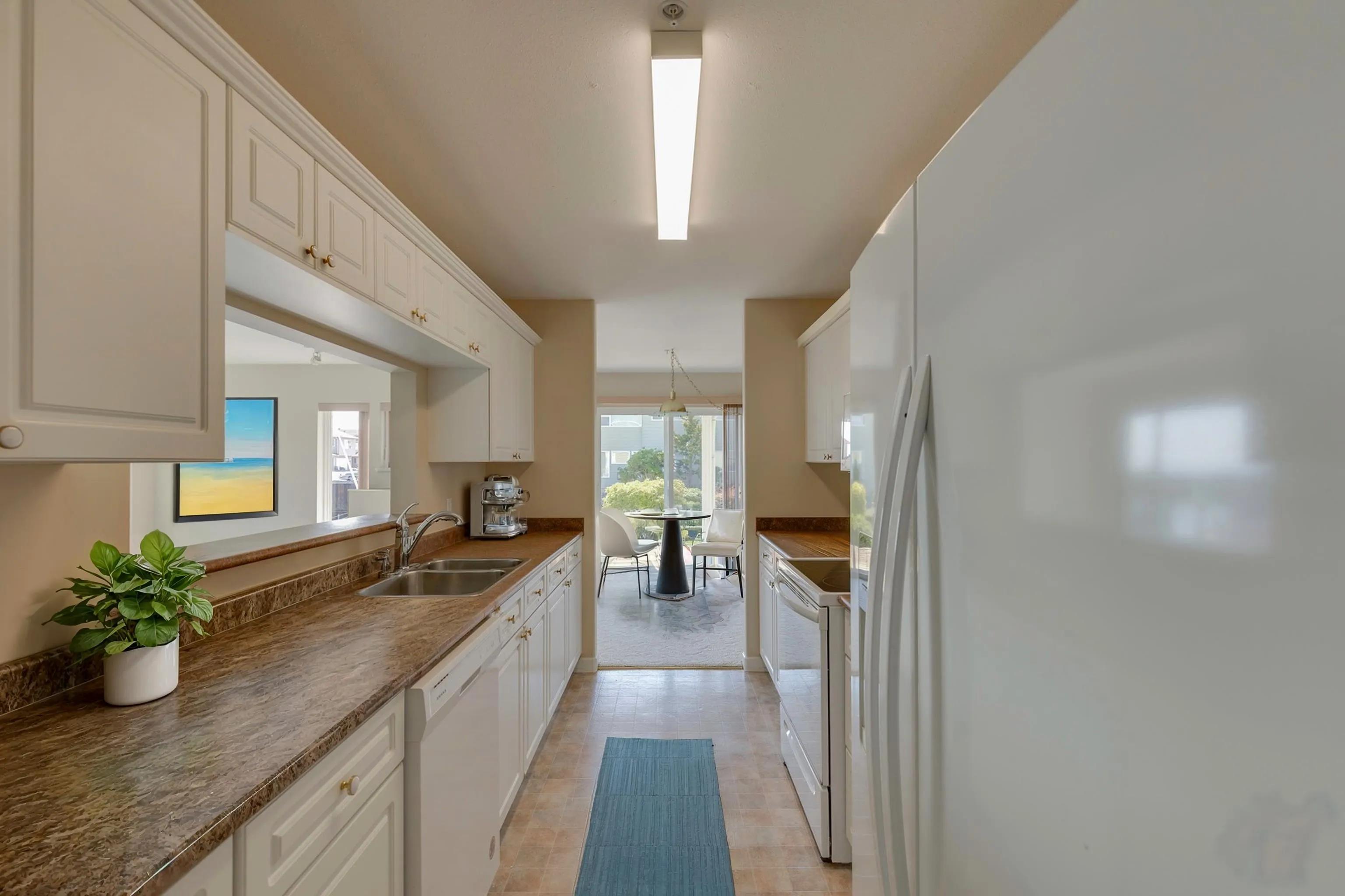 1585 Field Road