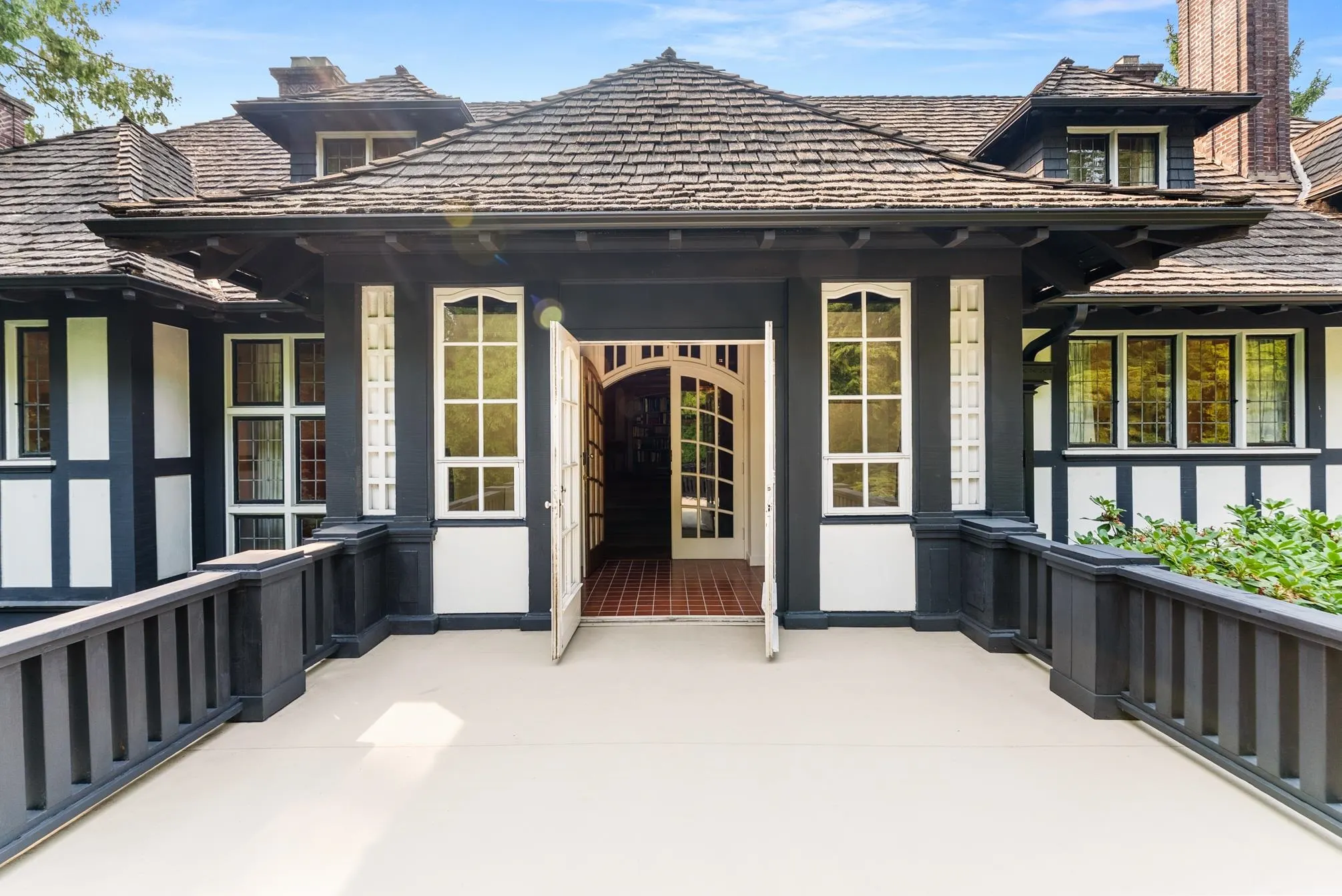 2206 SW Marine Drive