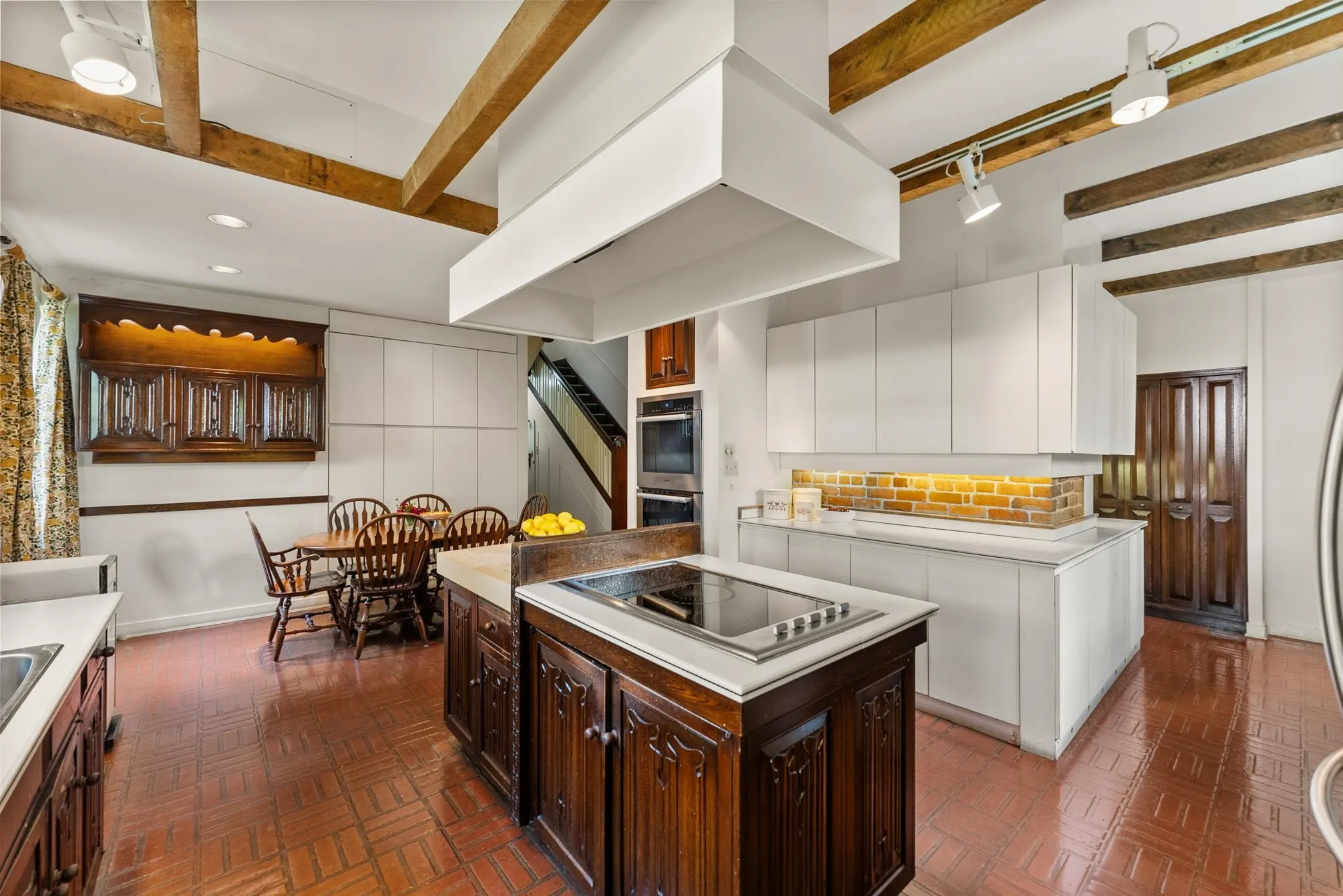 2206 SW Marine Drive