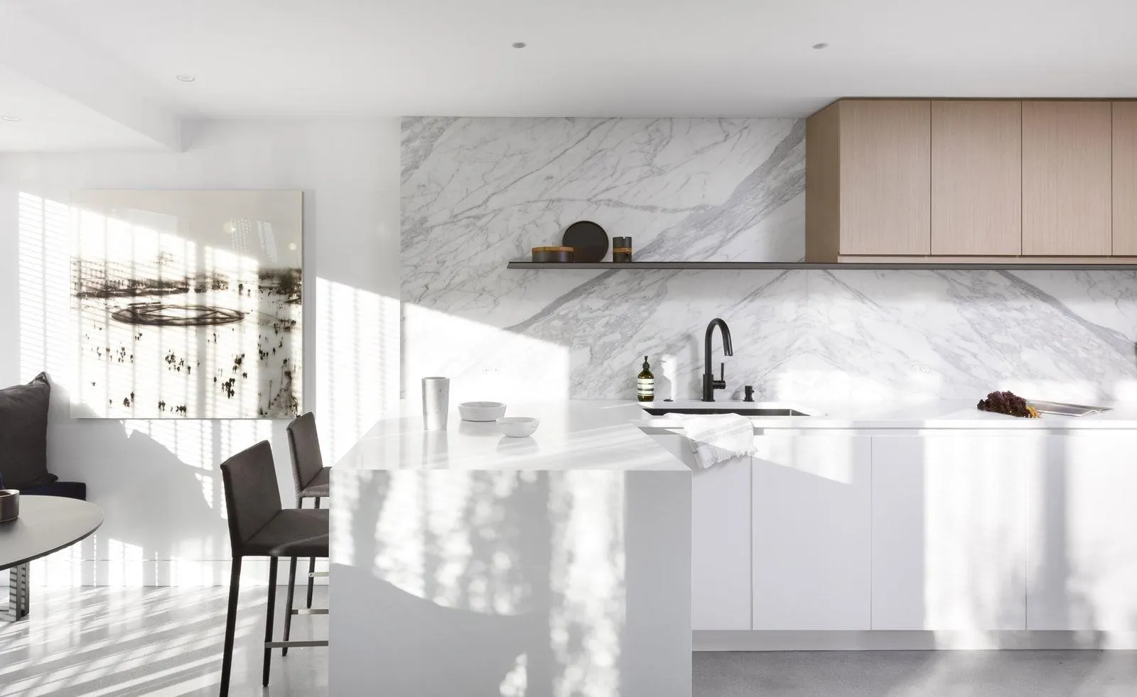 401 4387 W 10th Avenue