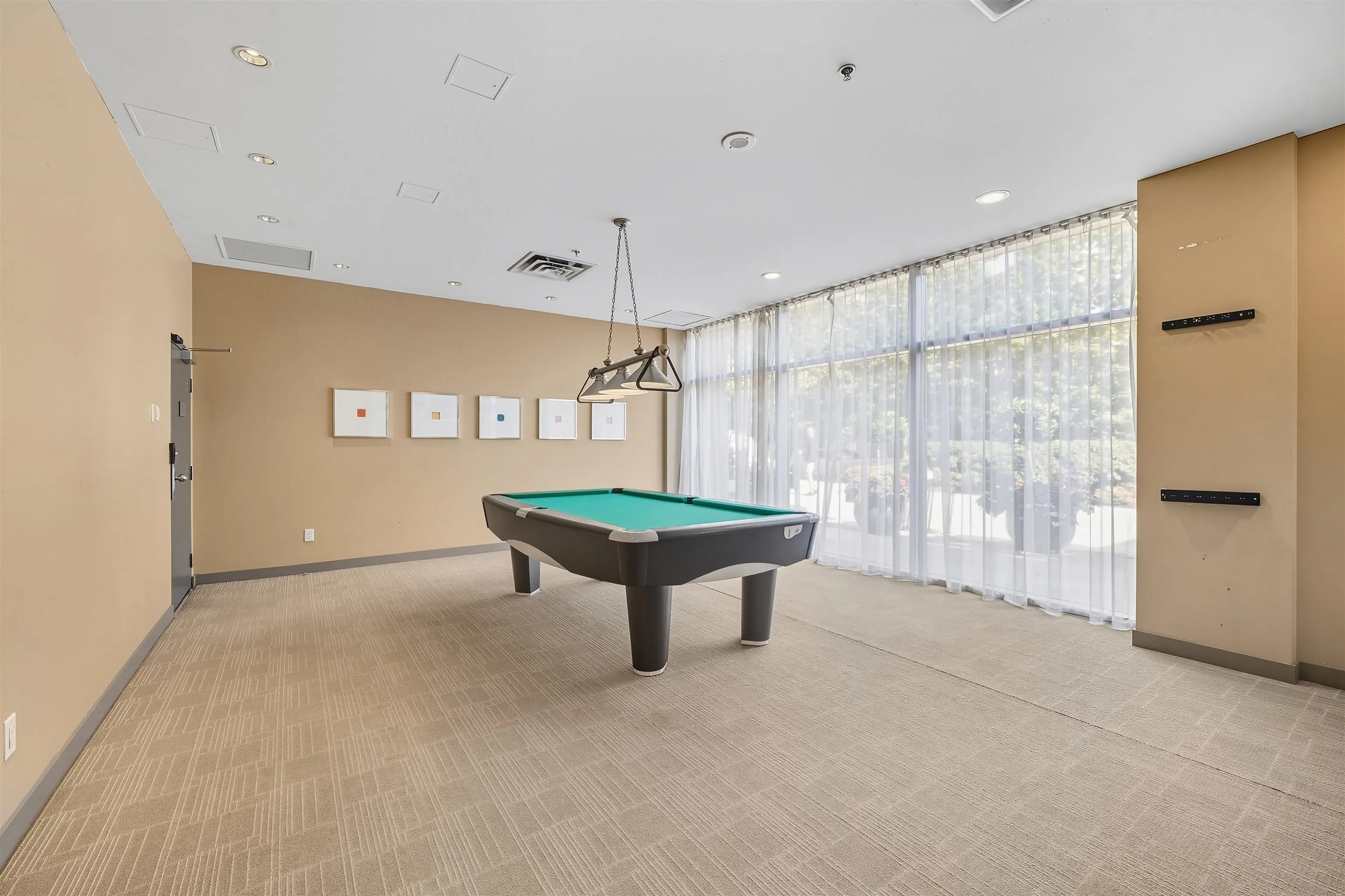 2705 1408 Strathmore Mews