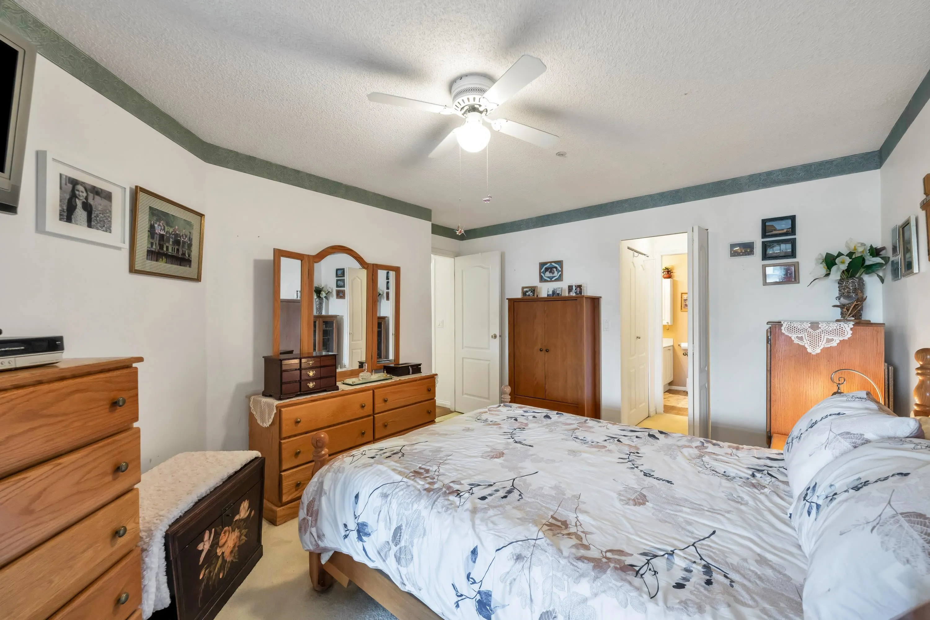 408 5646 200 Street