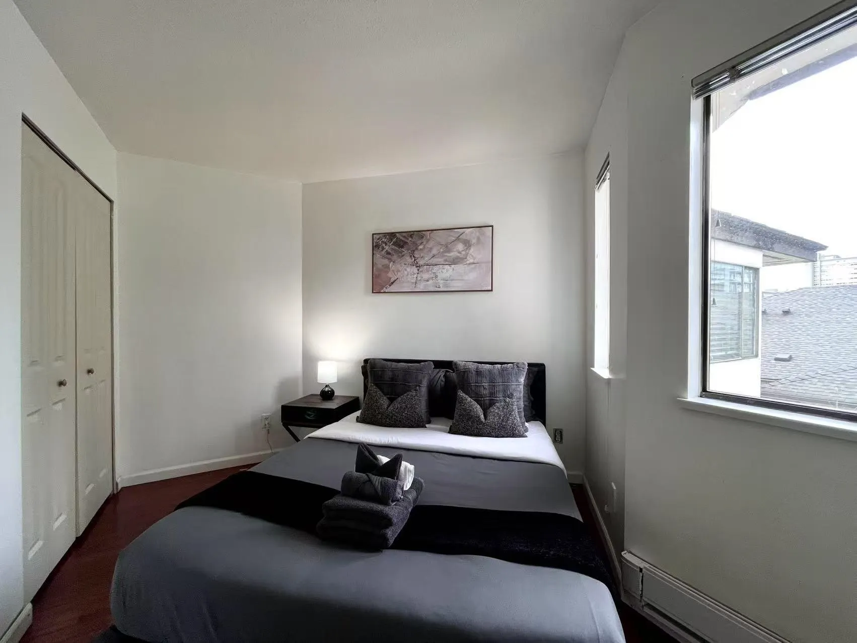 302 - PRO 1405 Haro Street