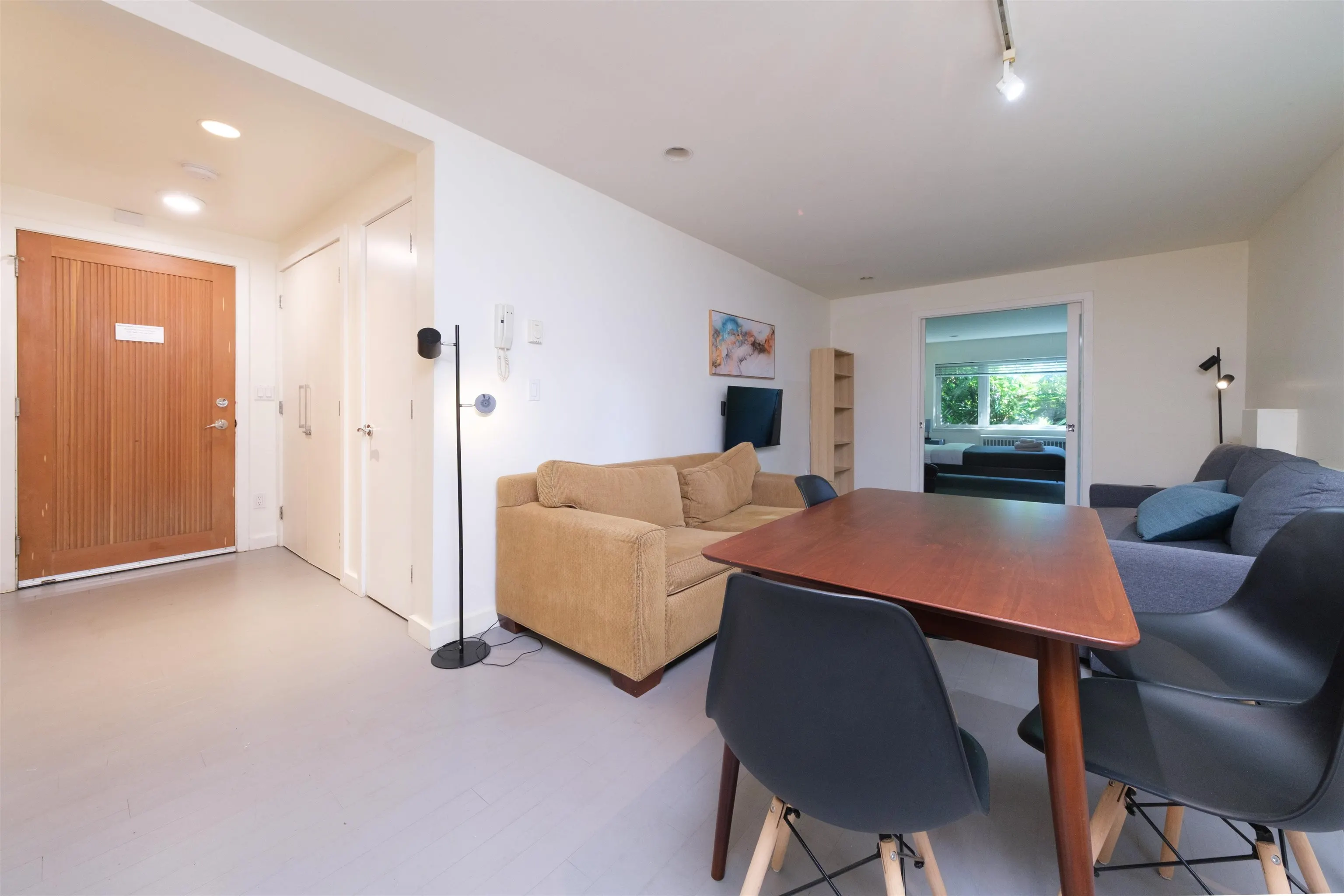 3B - PROMO 1540 Haro Street