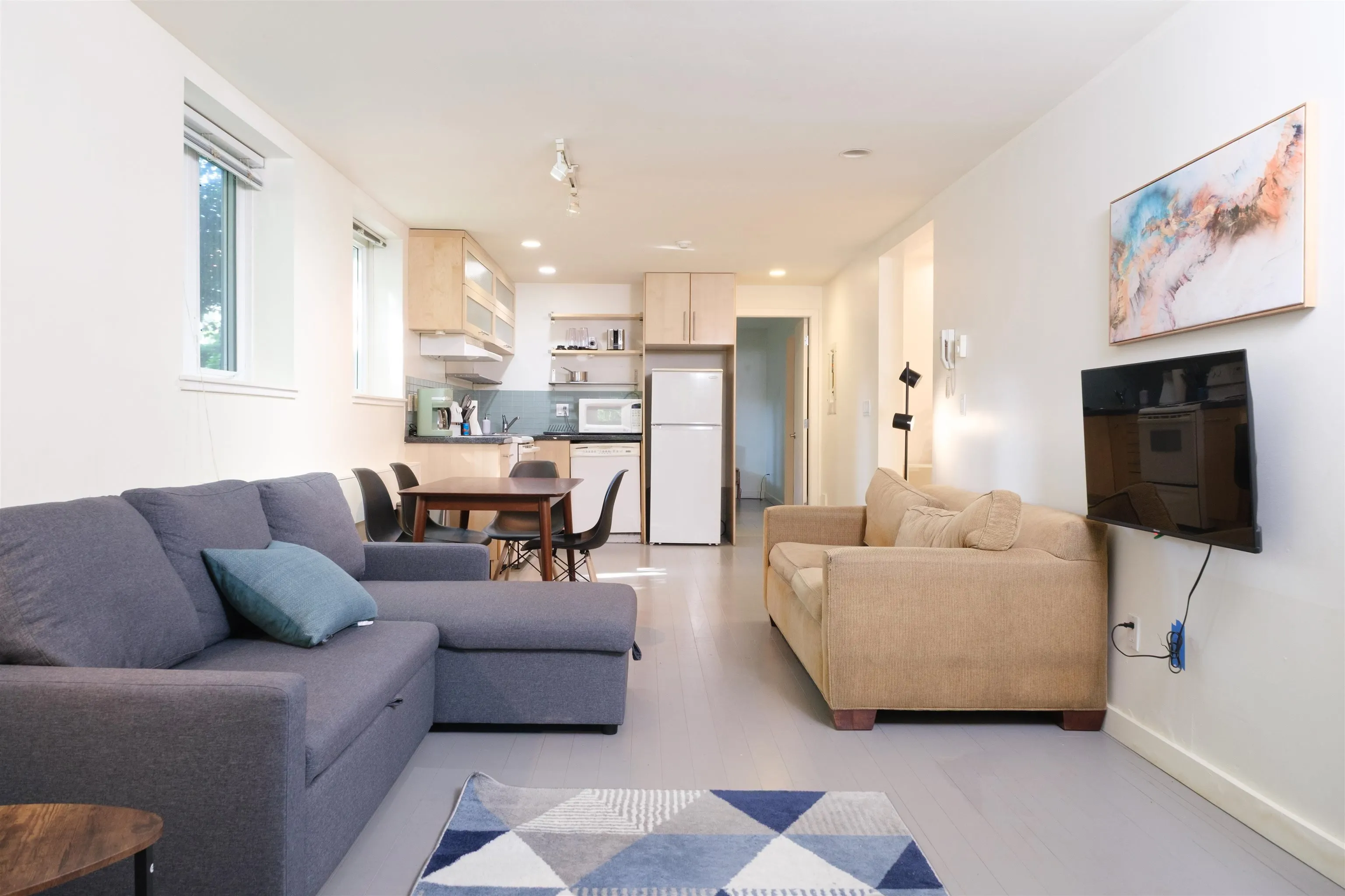 3B - PROMO 1540 Haro Street