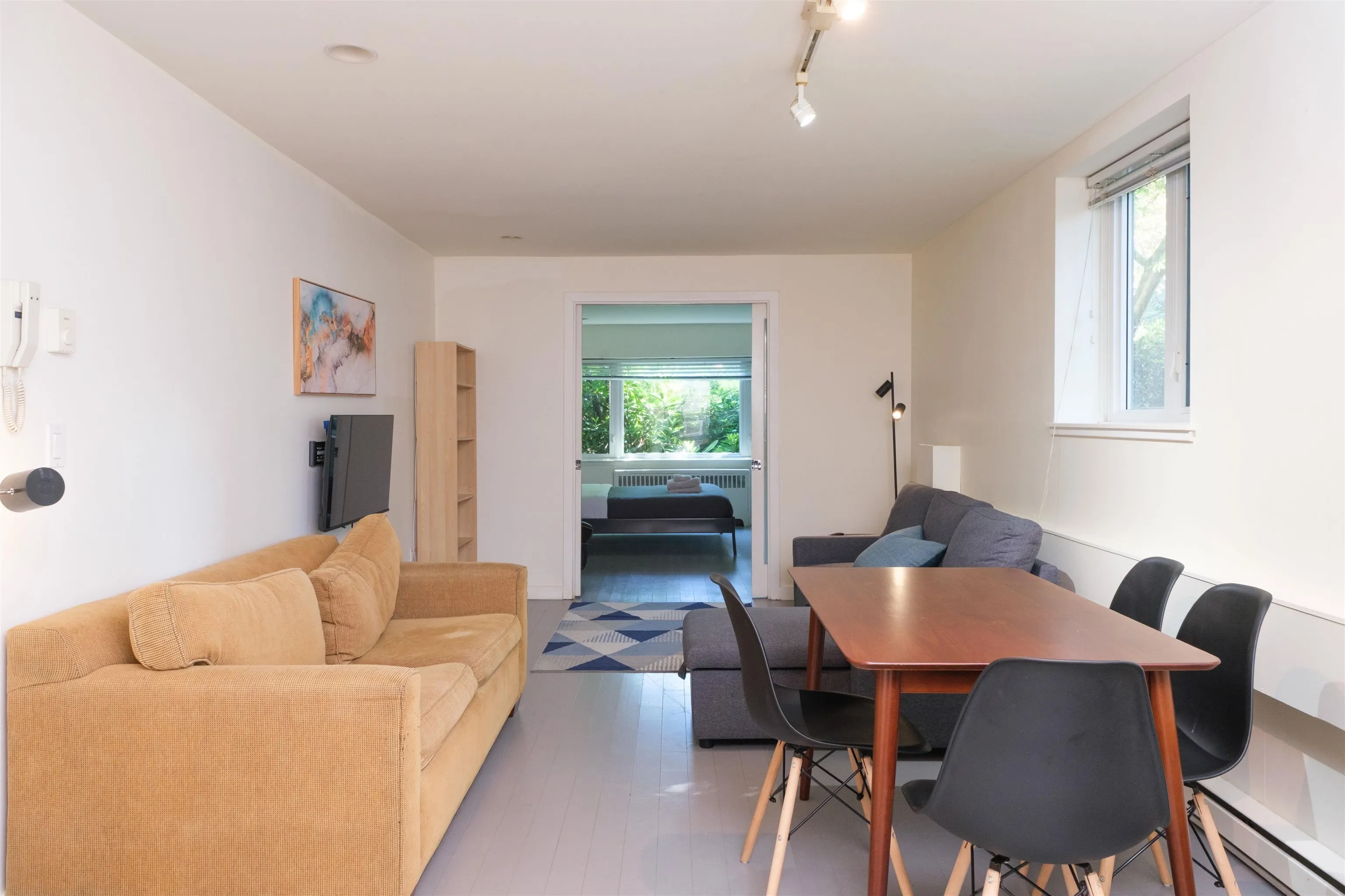 3B - PROMO 1540 Haro Street