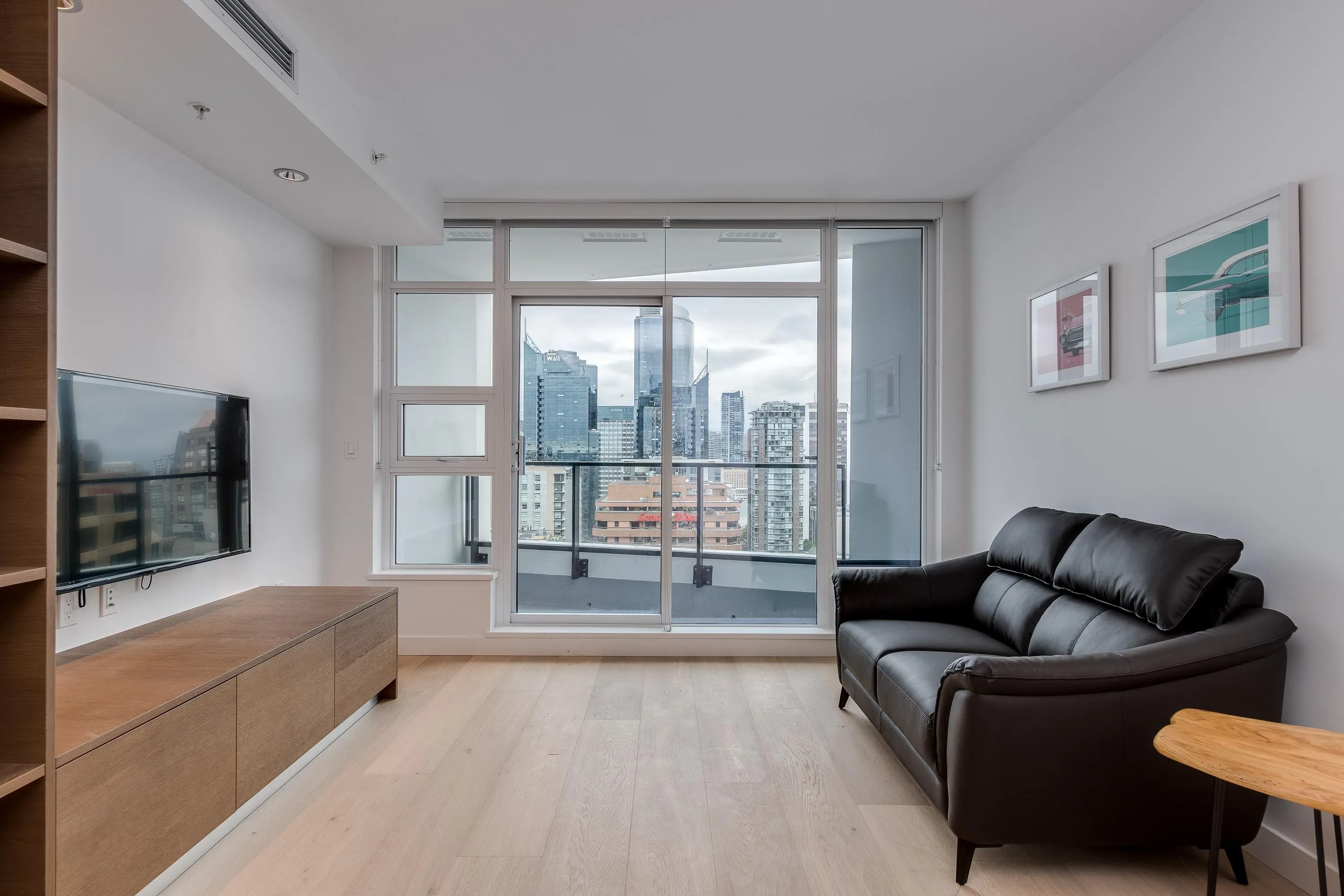 3006 - PROMO 1289 Hornby Street
