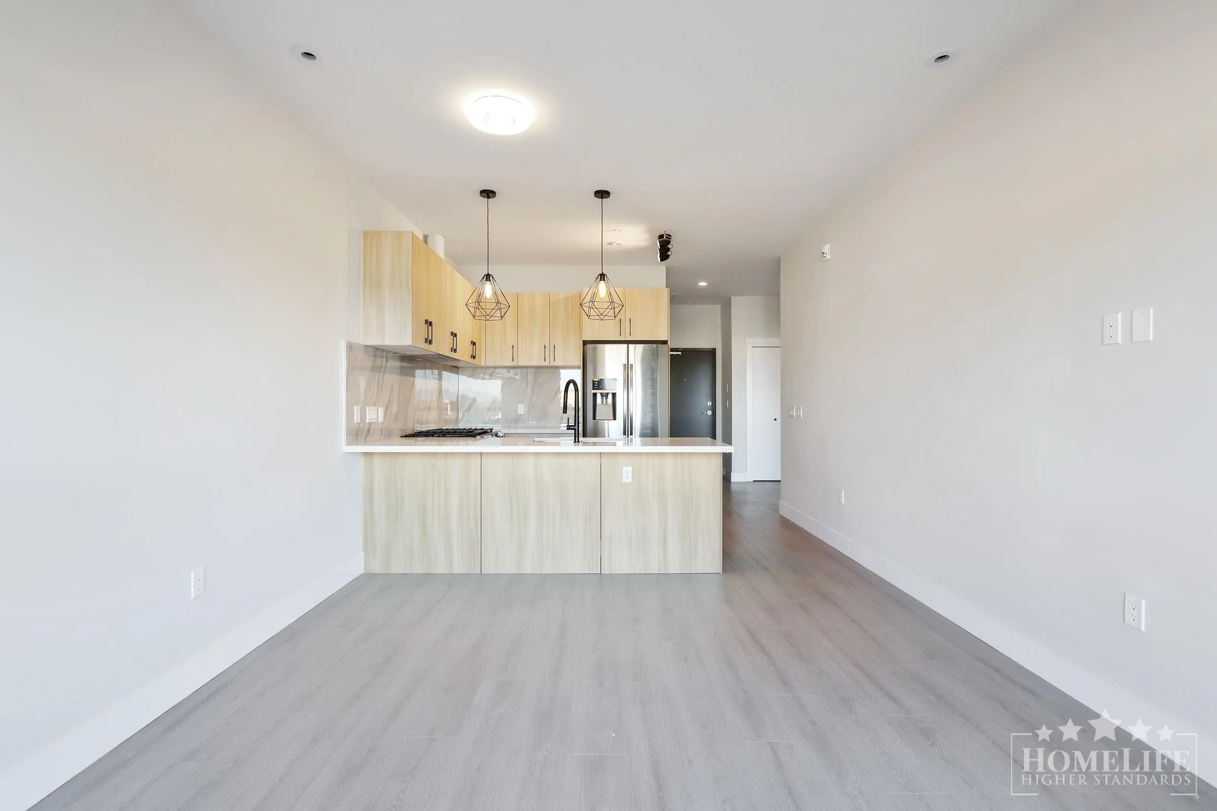 312 14858 60 Avenue