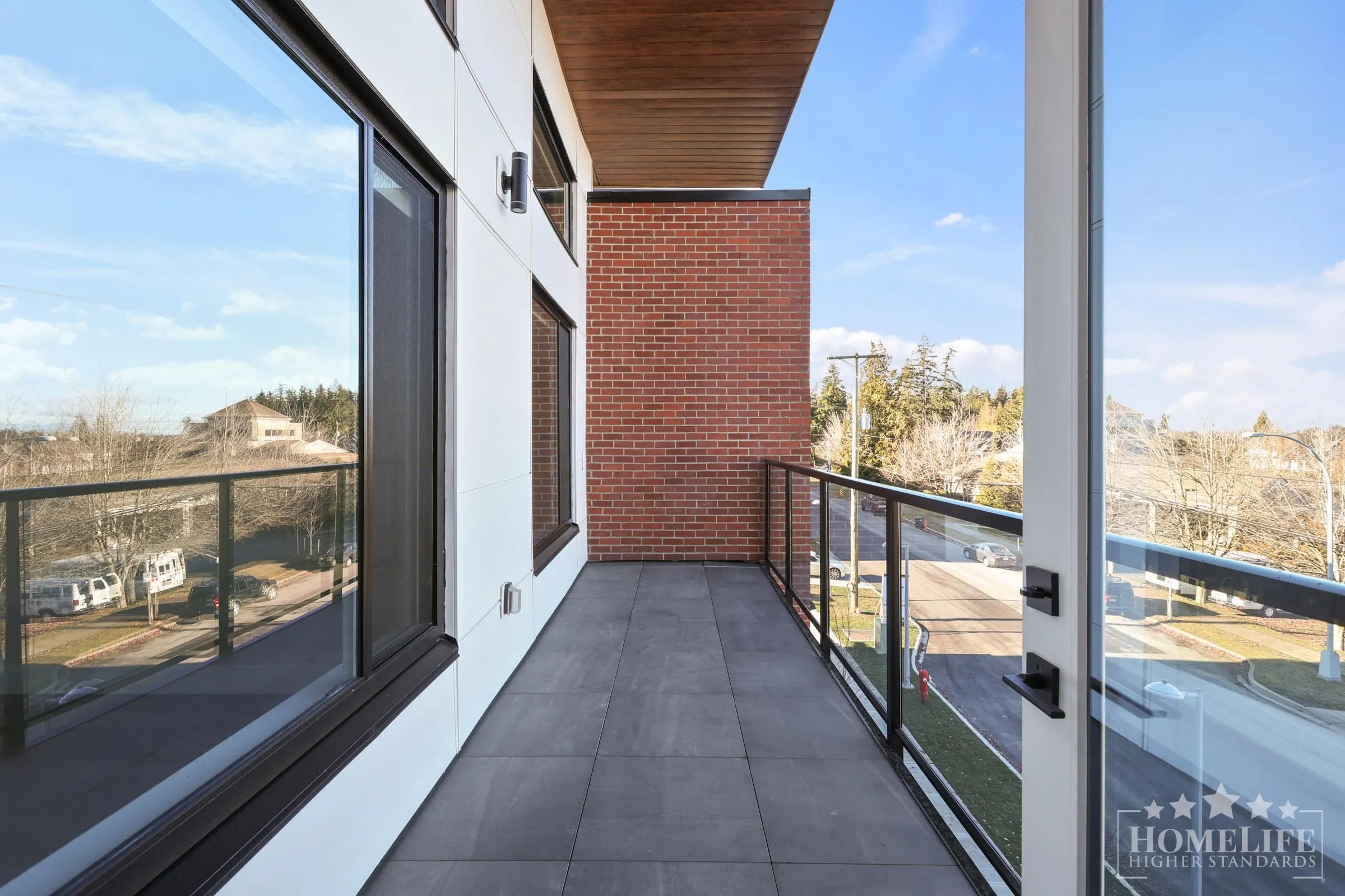 312 14858 60 Avenue