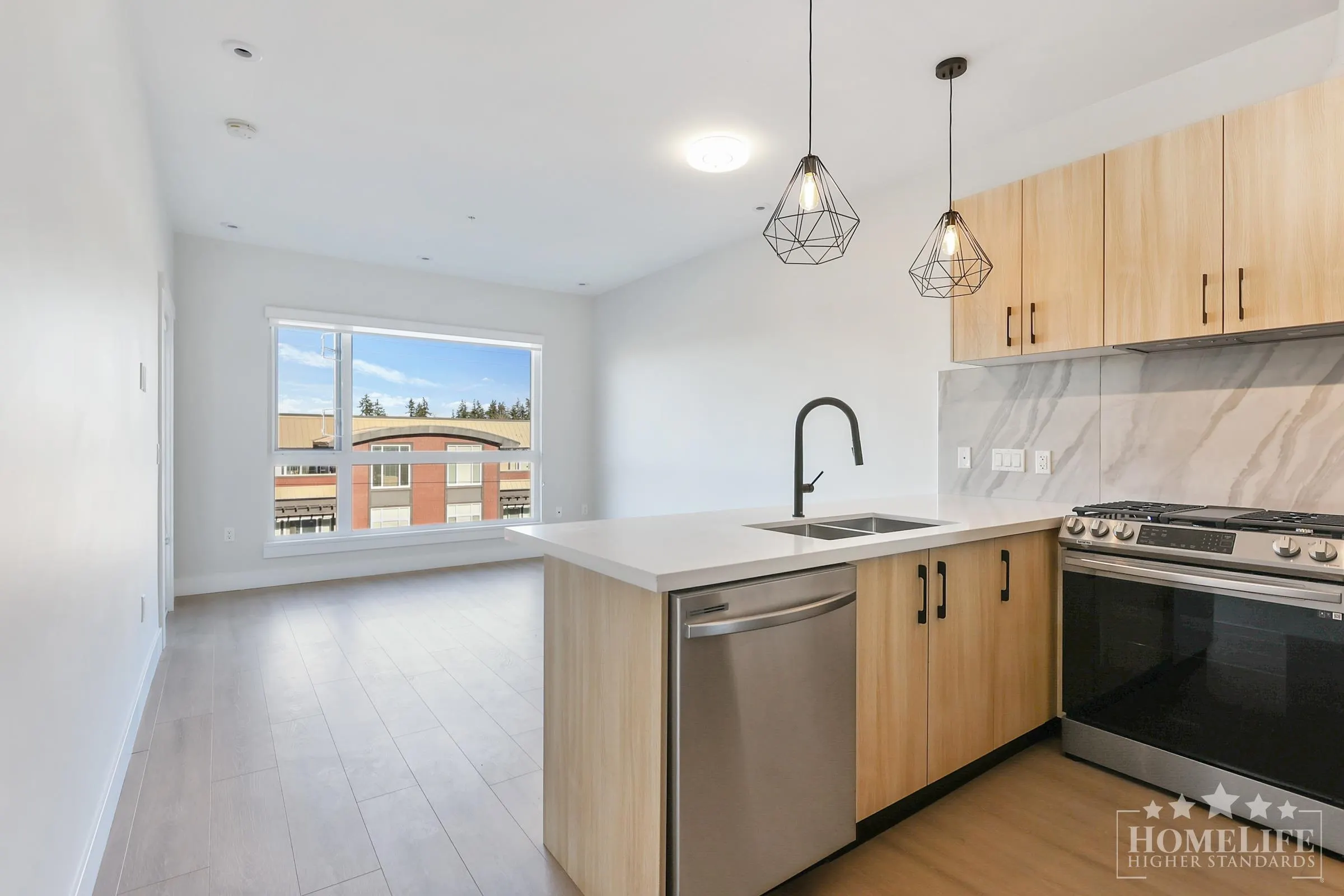 312 14858 60 Avenue