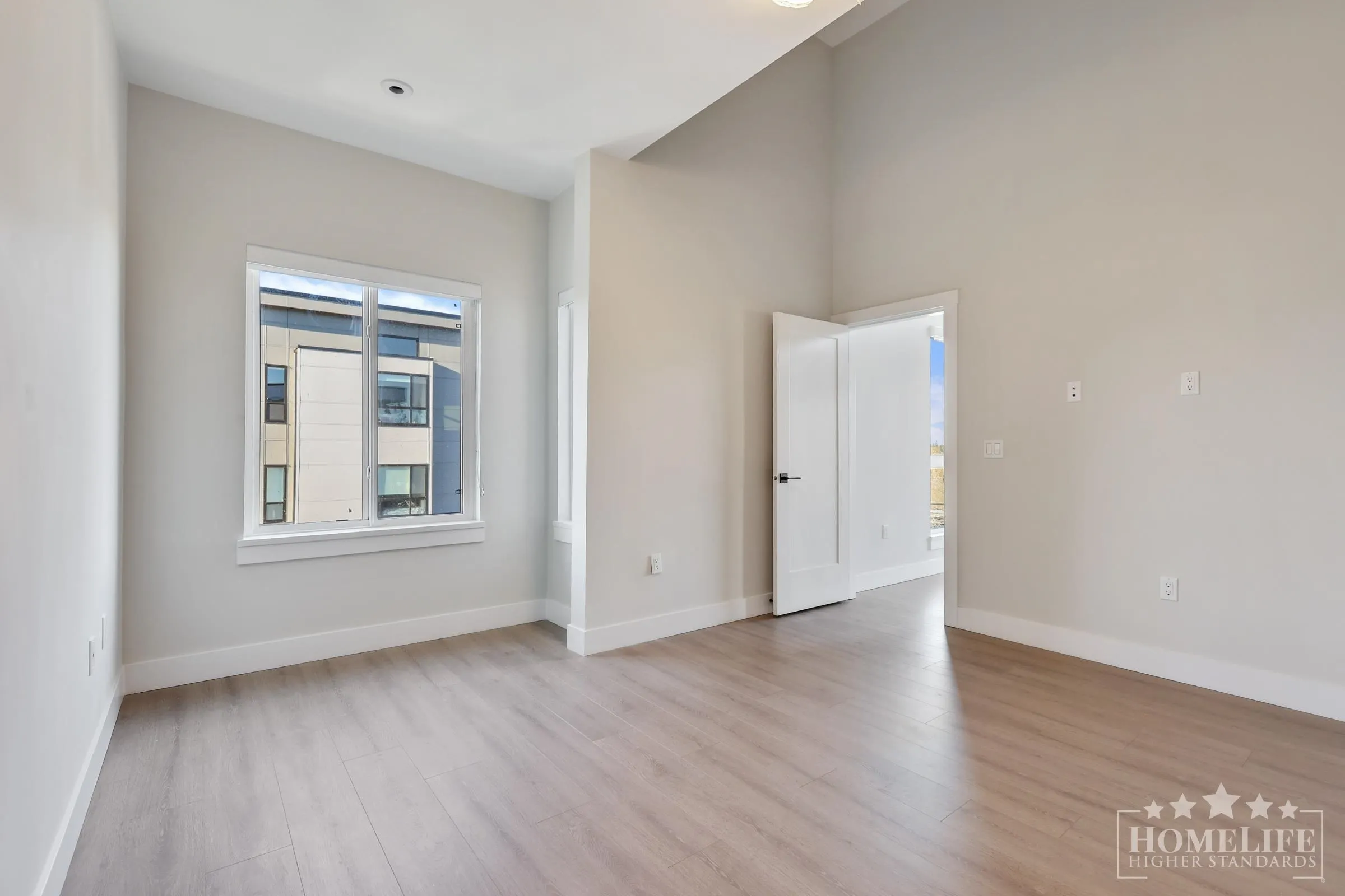 303 14858 60 Avenue