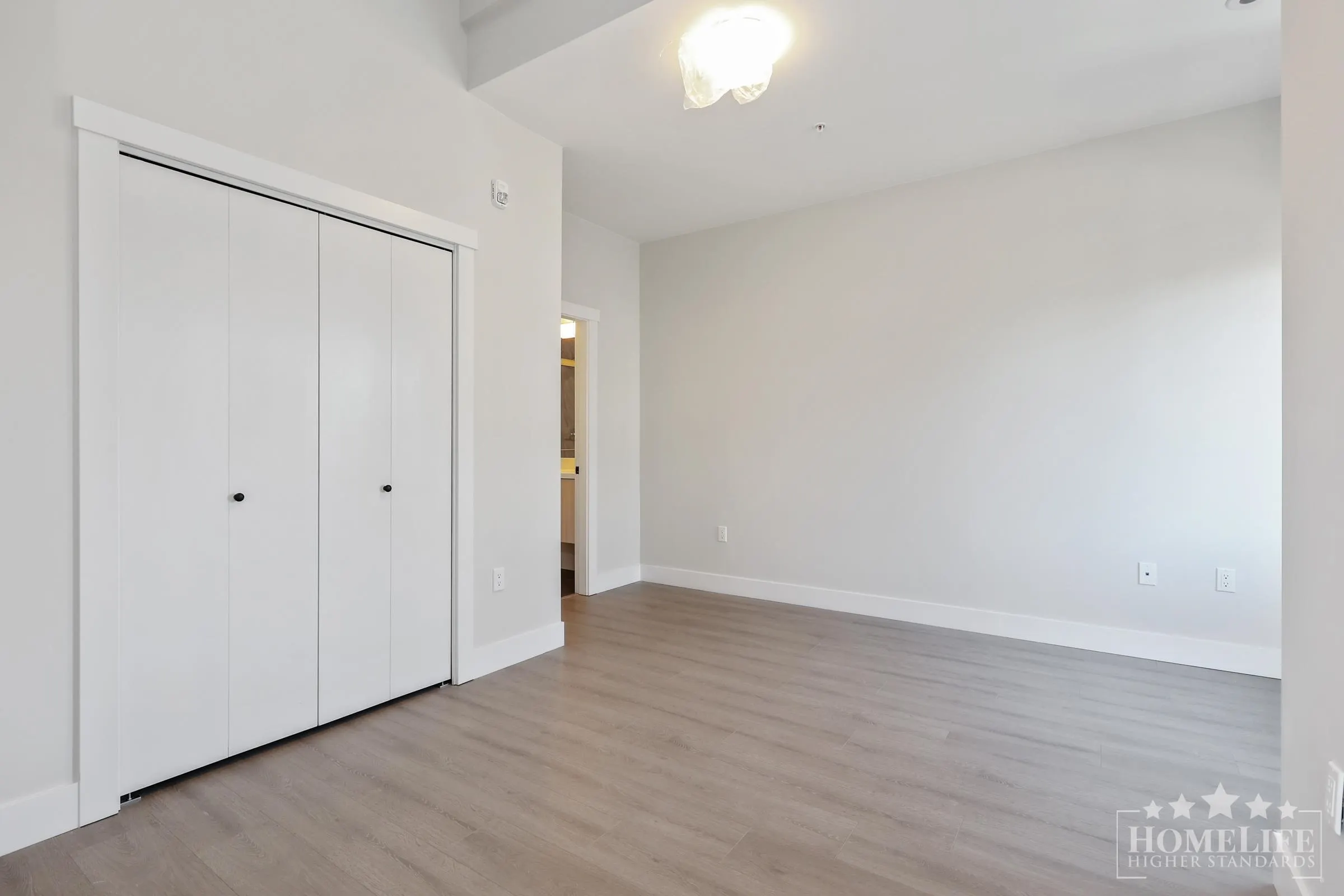 303 14858 60 Avenue