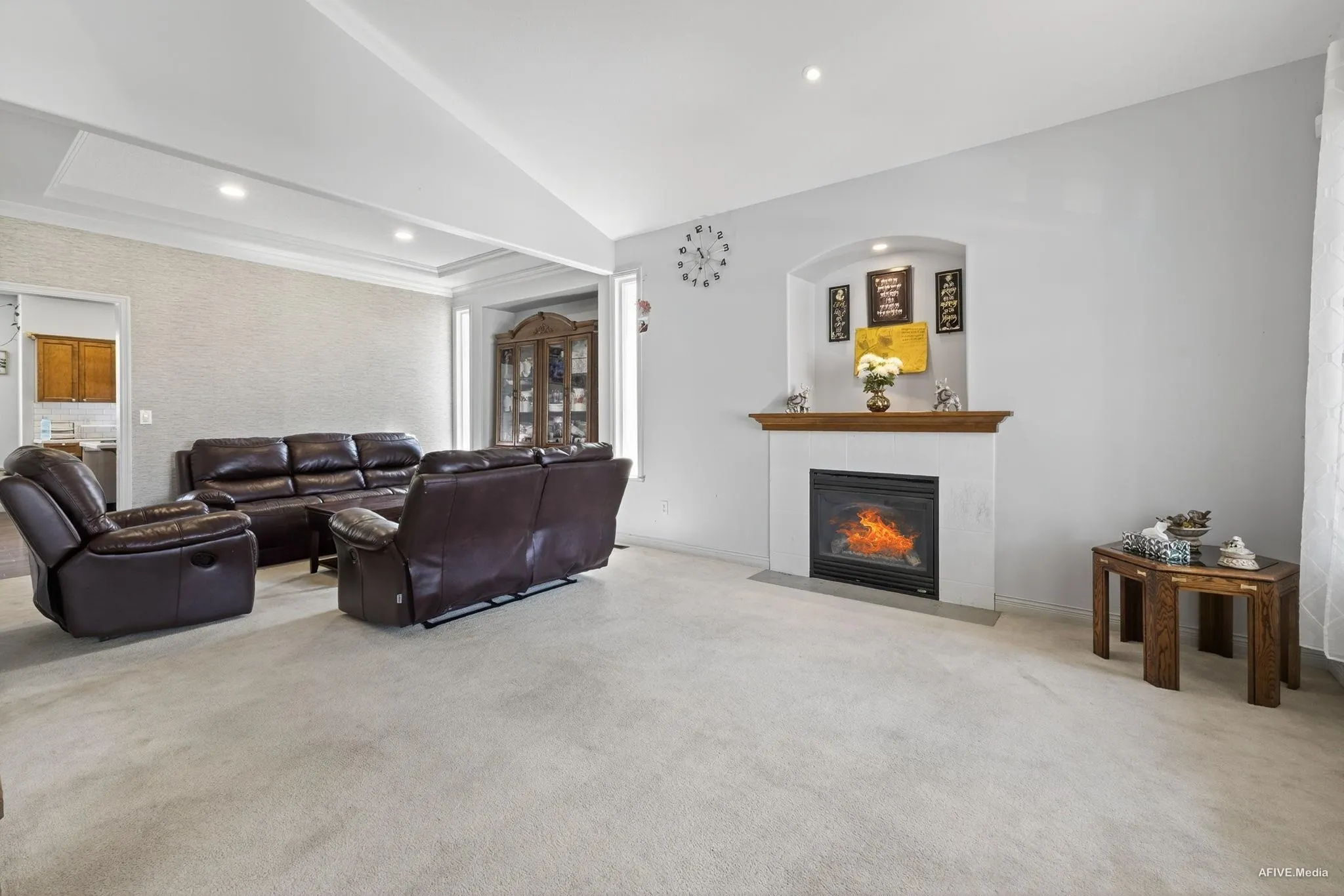 2898 Buffer Crescent