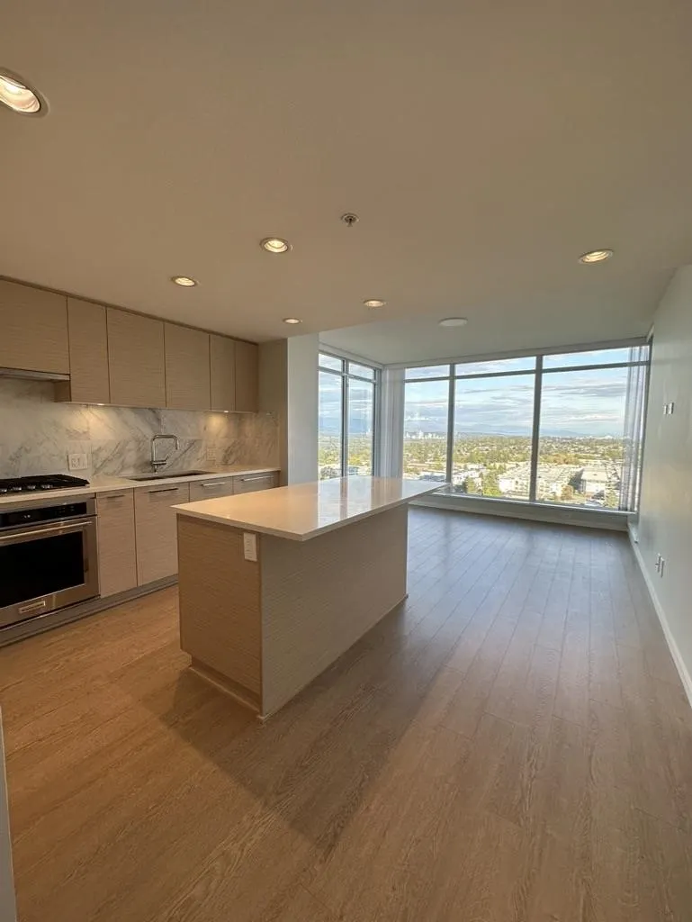 180X 6700 Dunblane Avenue