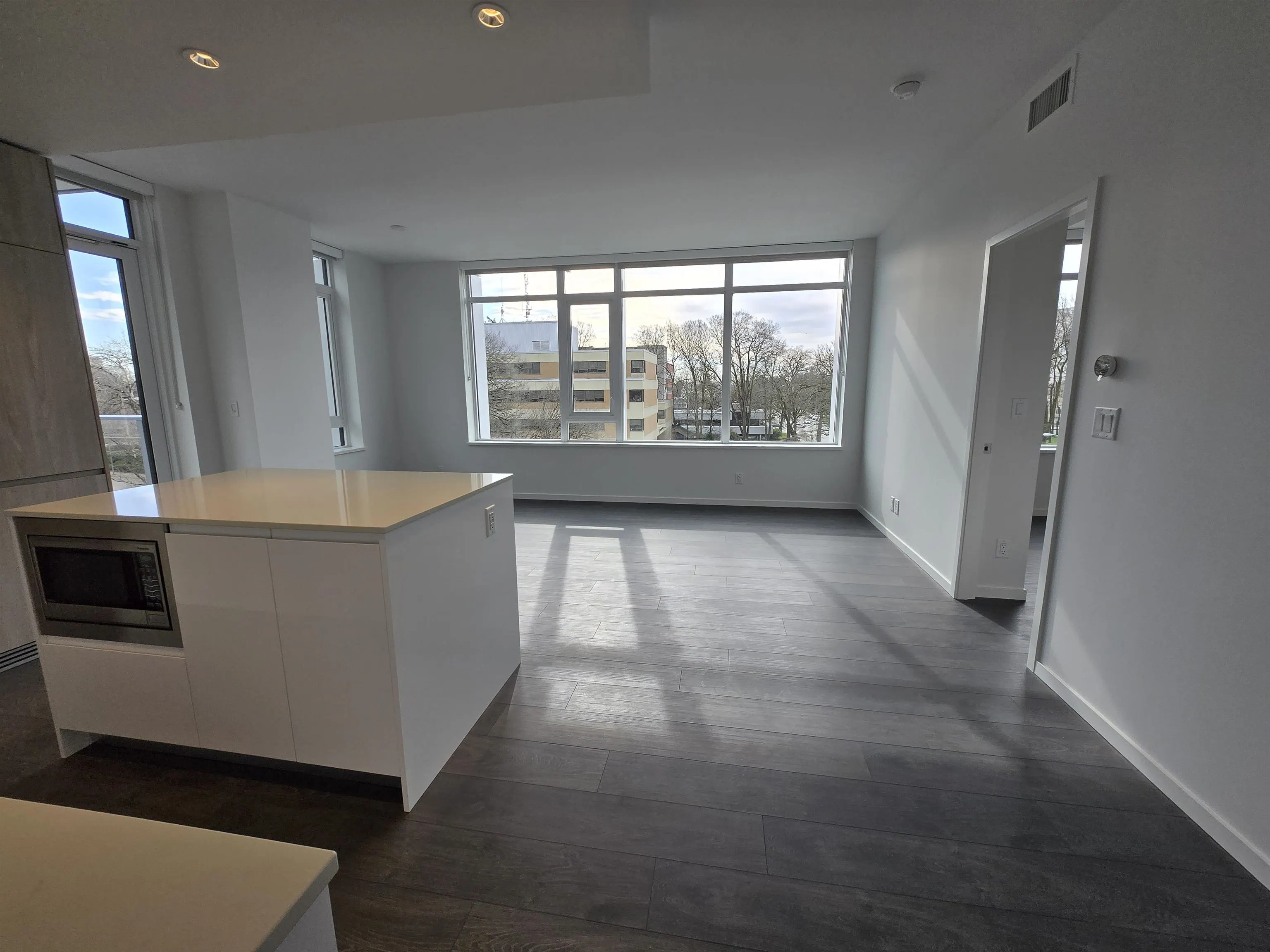 328 6600 Minoru Boulevard