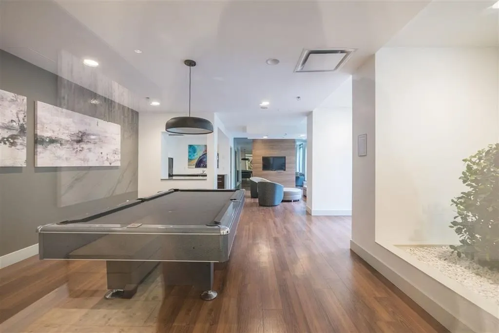 1905 1225 Richards Street