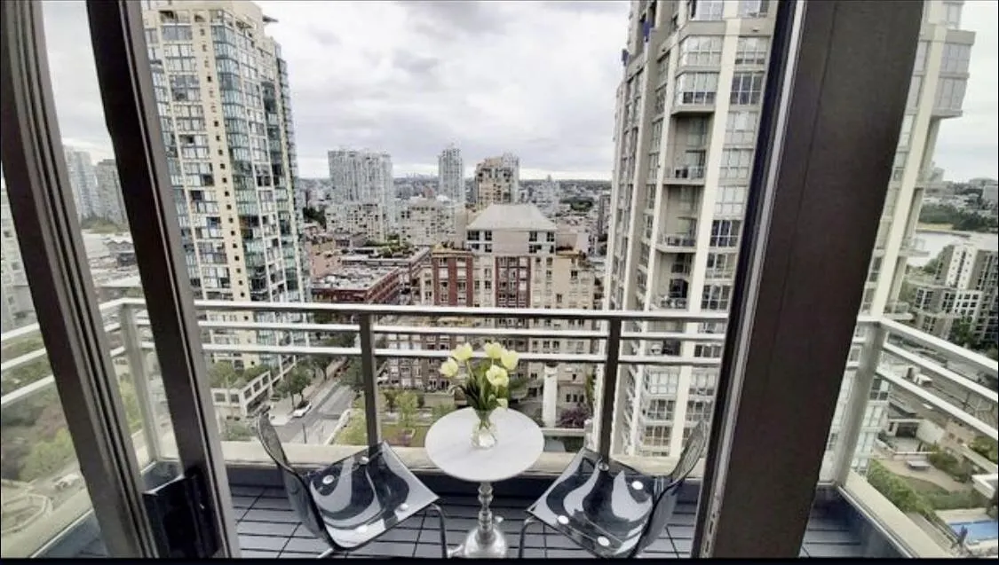 1905 1225 Richards Street