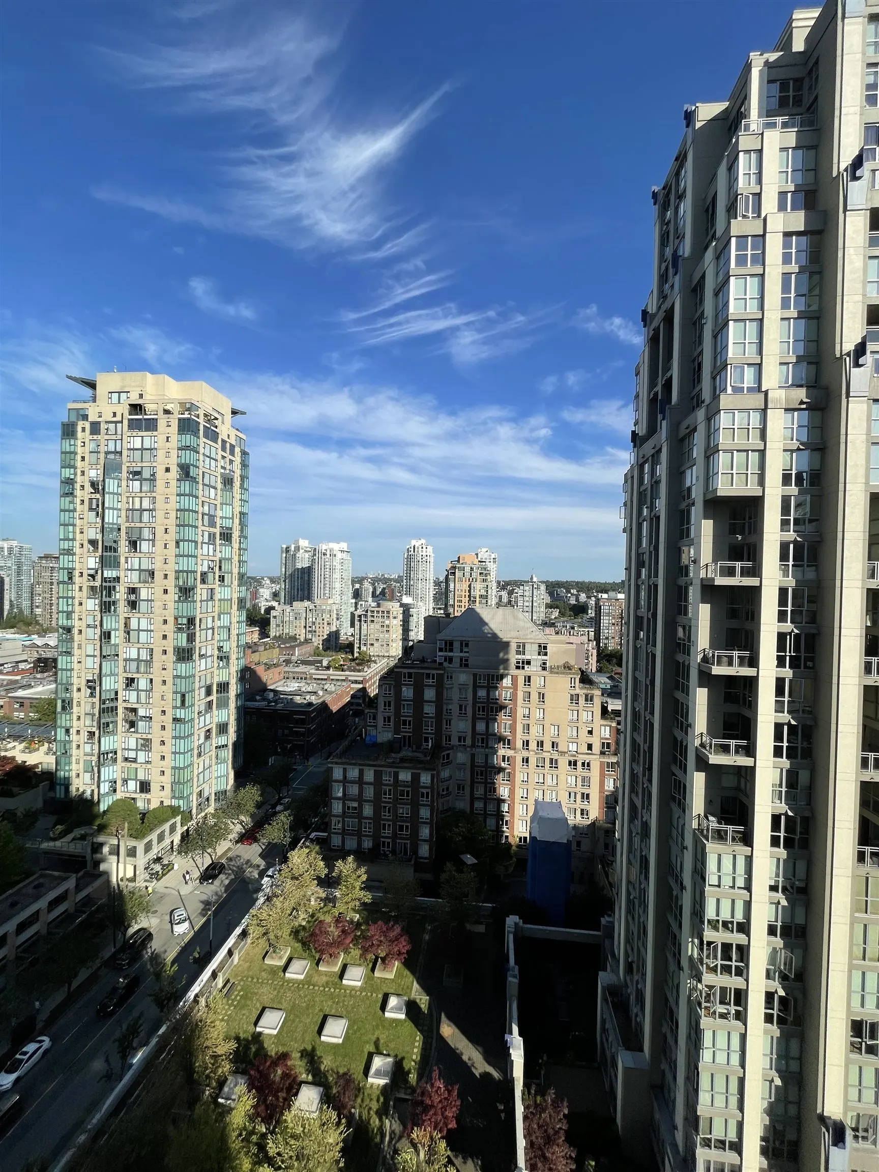 1905 1225 Richards Street
