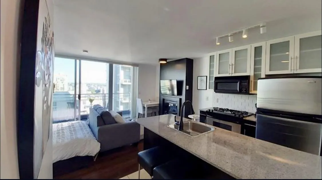 1905 1225 Richards Street