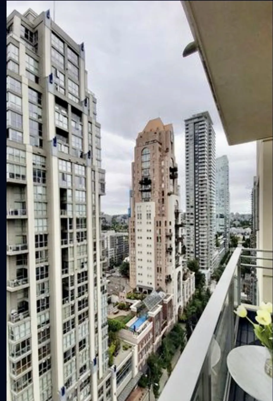 1905 1225 Richards Street