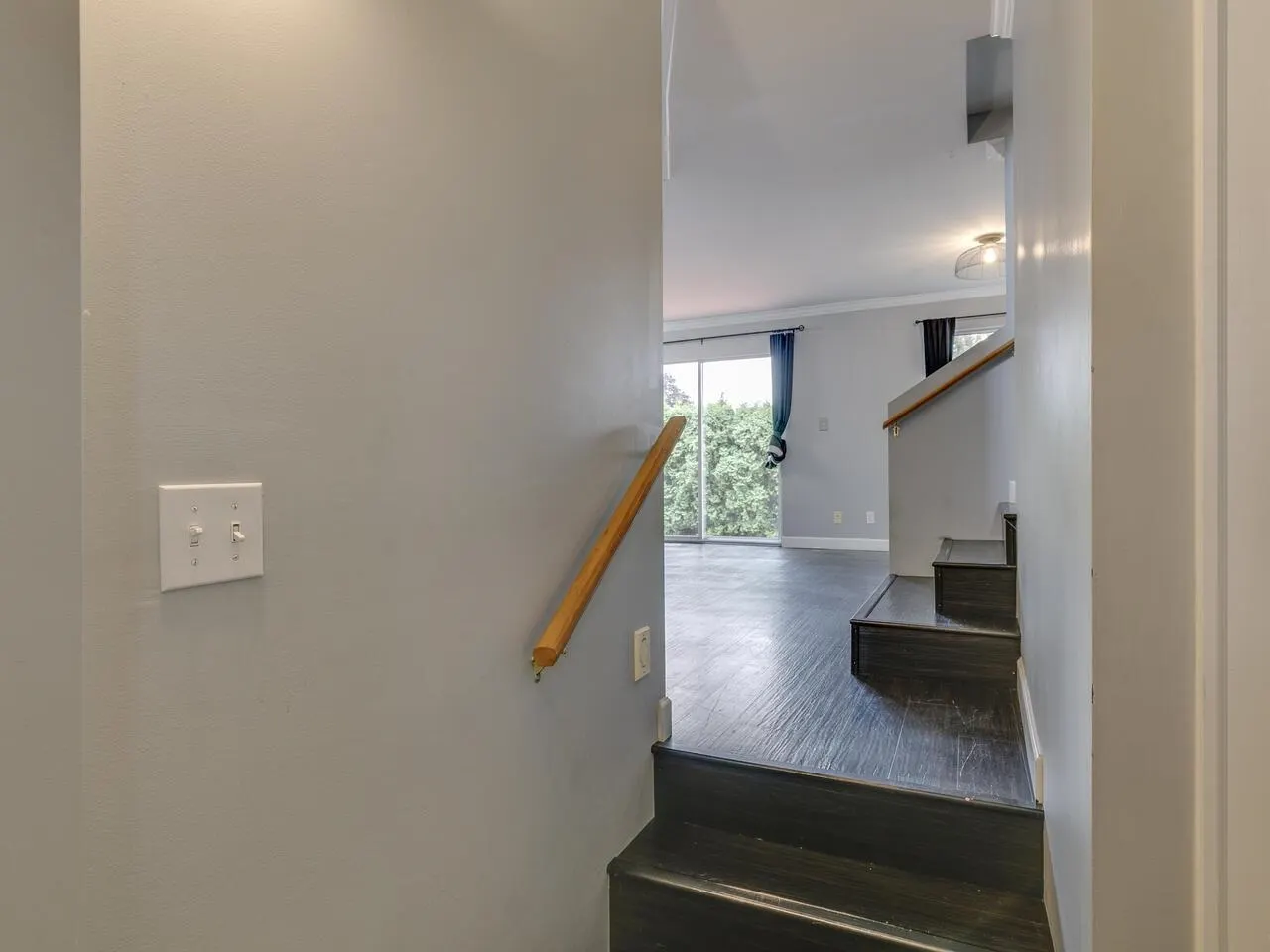 19240 119 Avenue #6