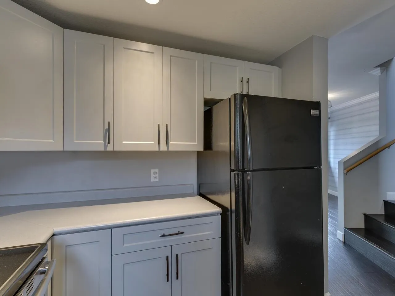 19240 119 Avenue #6
