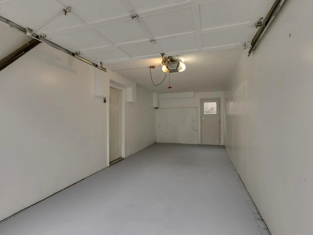 19240 119 Avenue #6