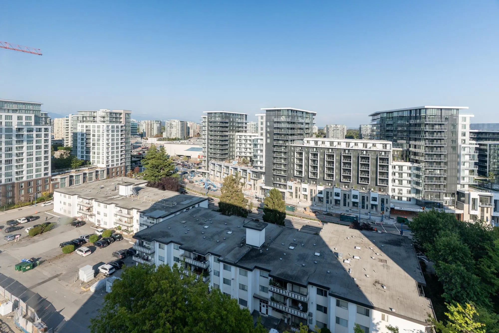 1401 6611 Minoru Boulevard