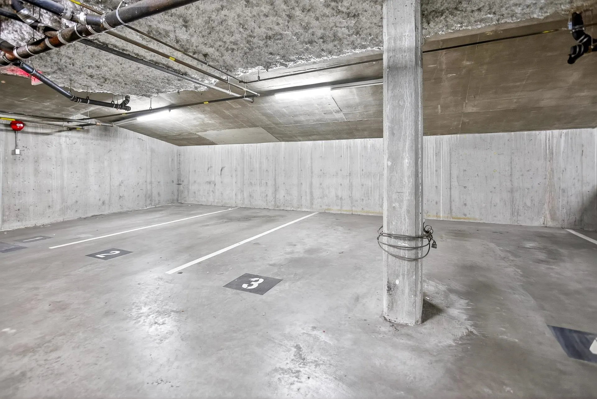 105 2435 Welcher Avenue