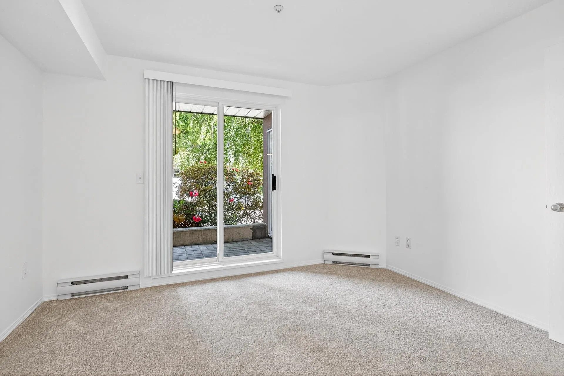 105 2435 Welcher Avenue