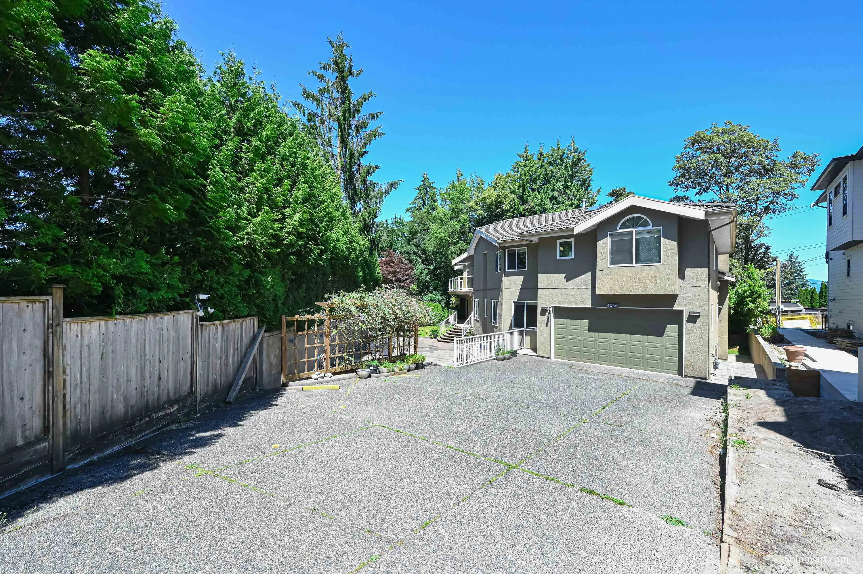 6339 Canada Way