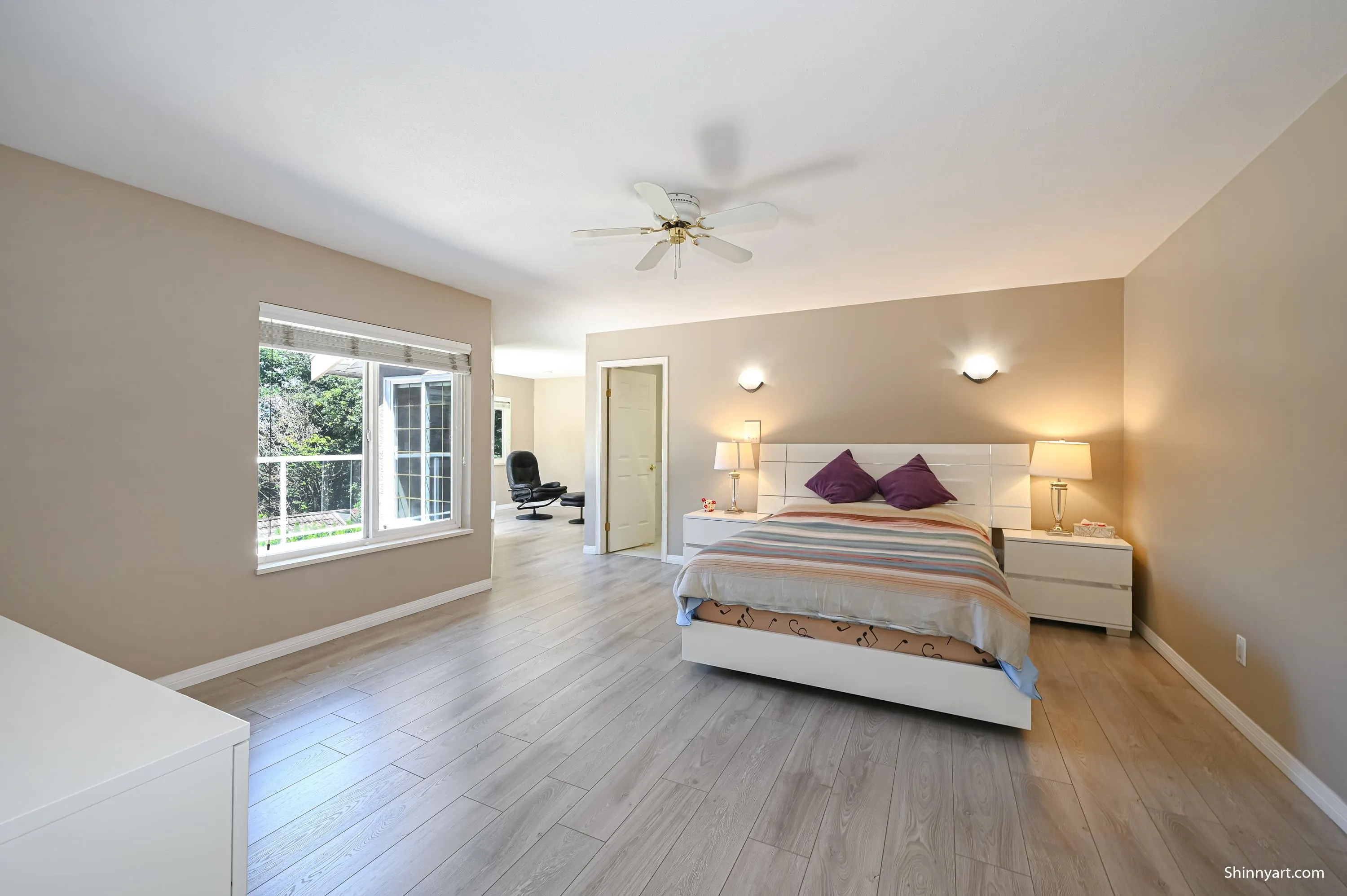 6339 Canada Way