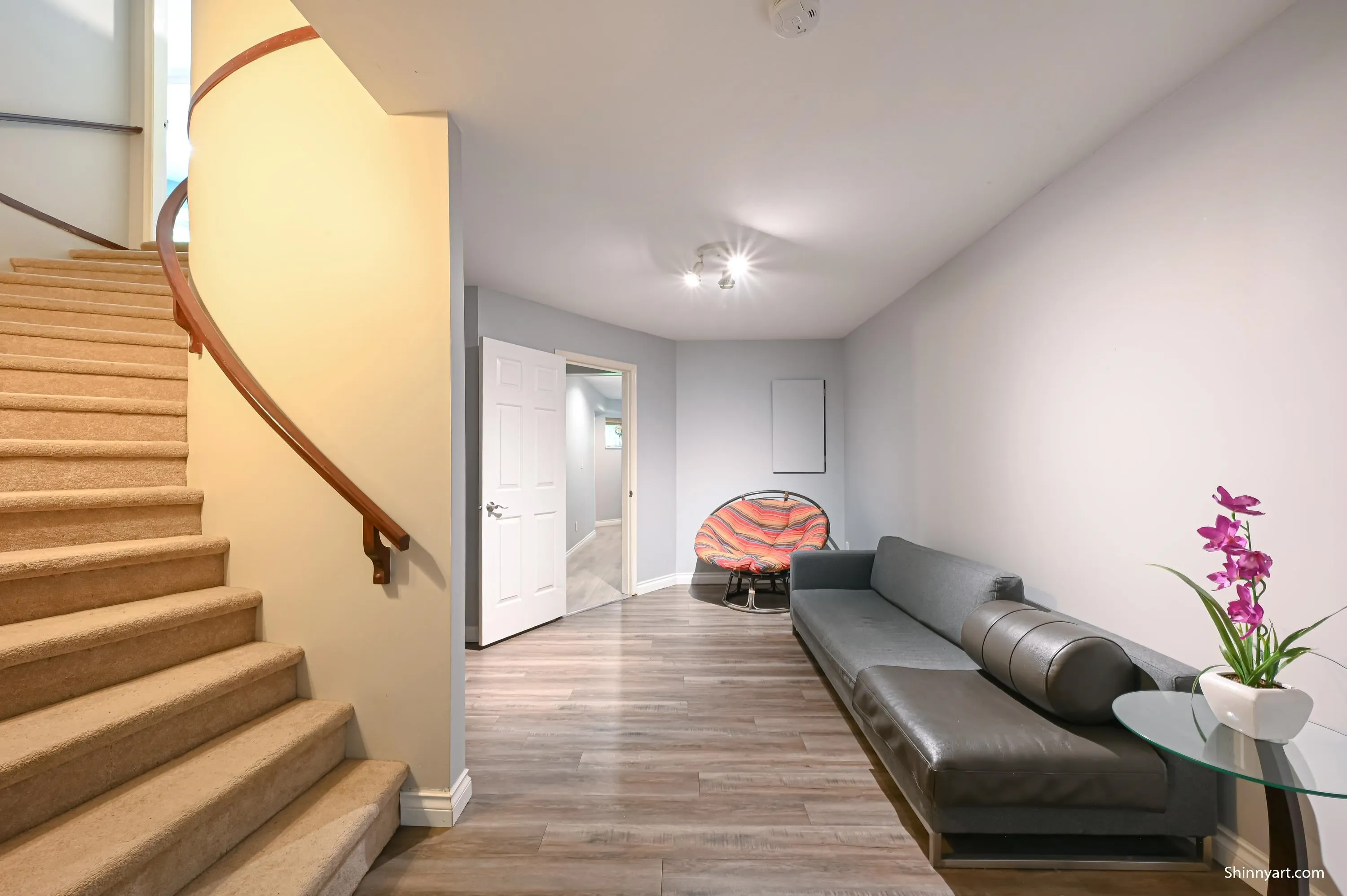 6339 Canada Way