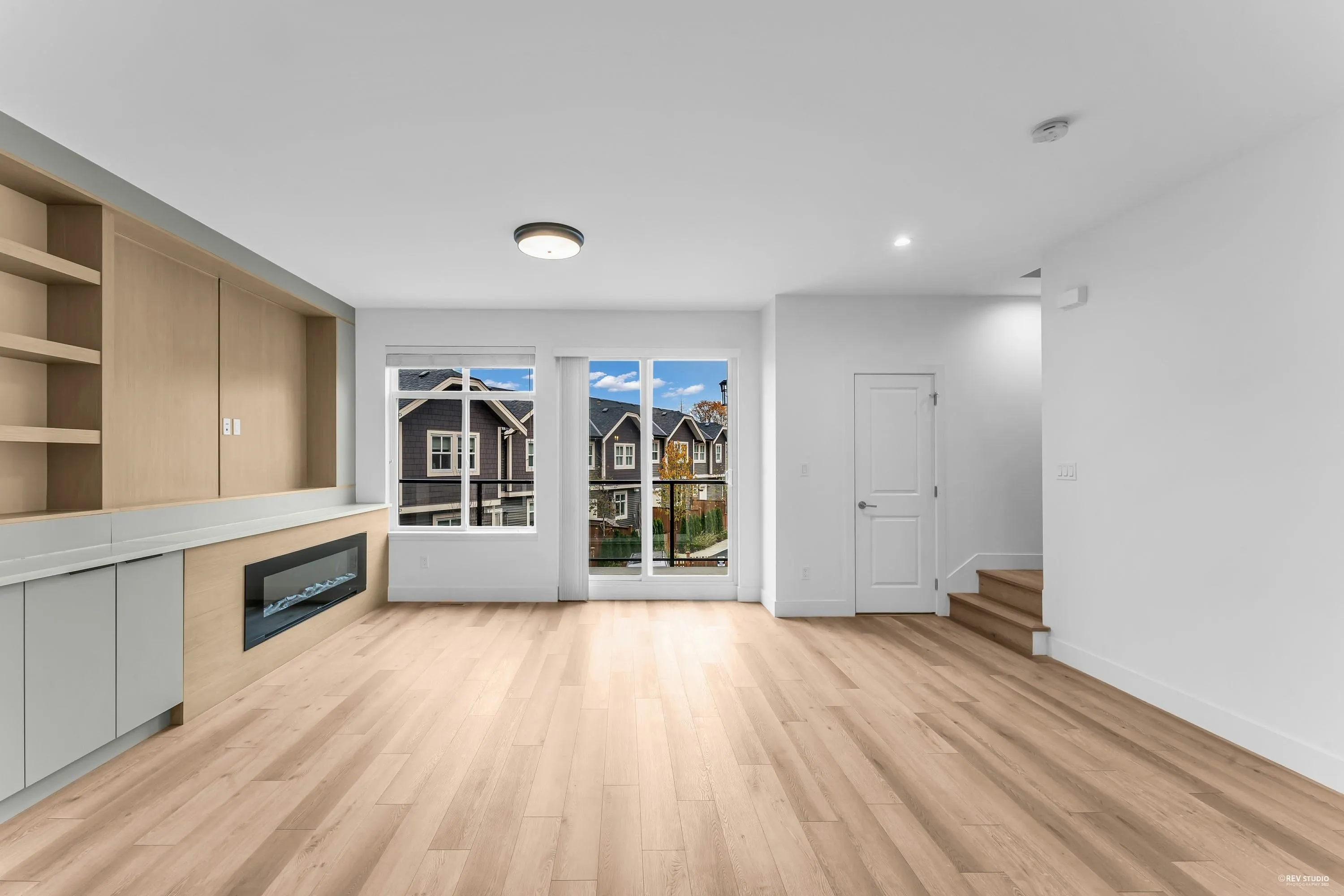 21 10488 124 Street