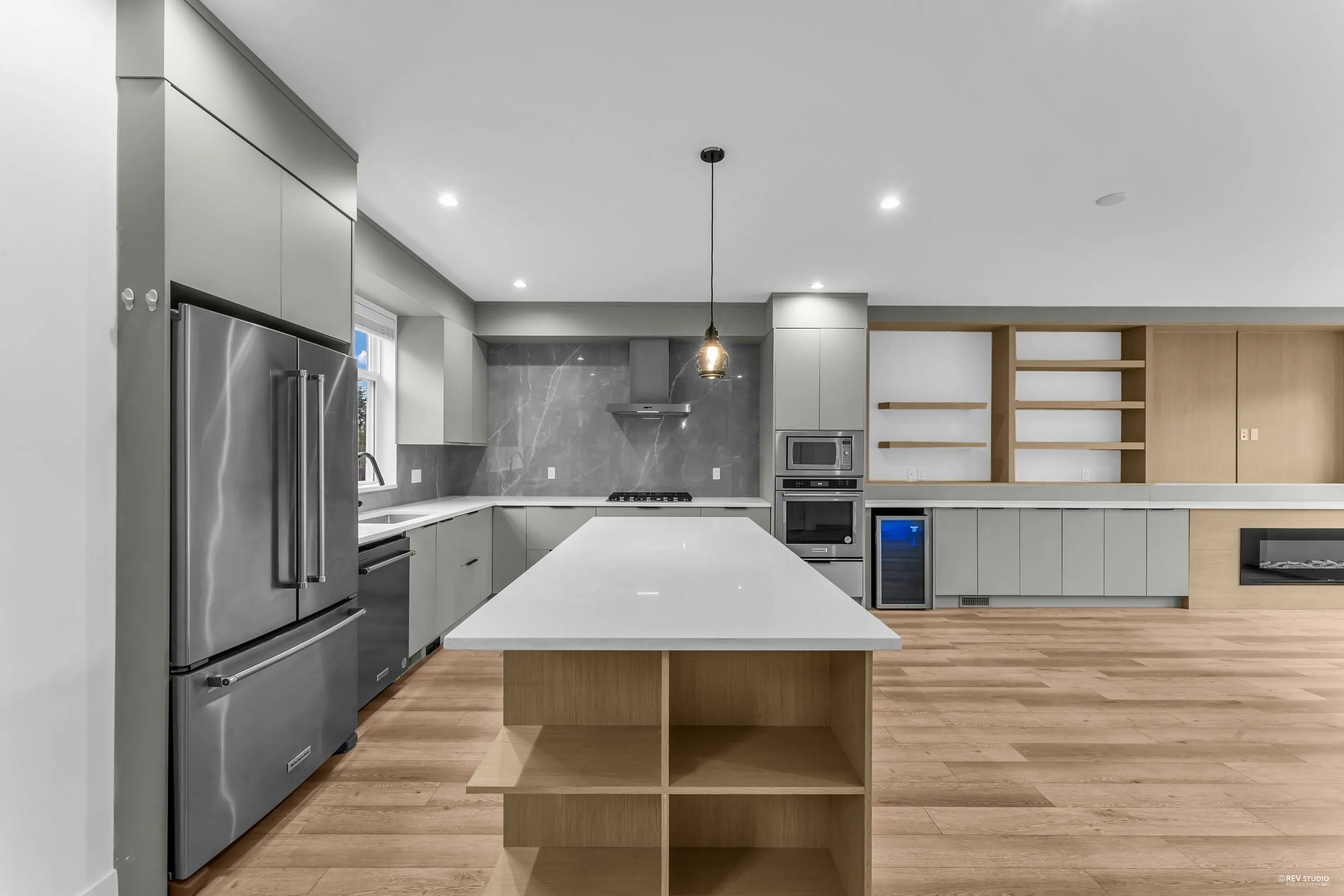 21 10488 124 Street