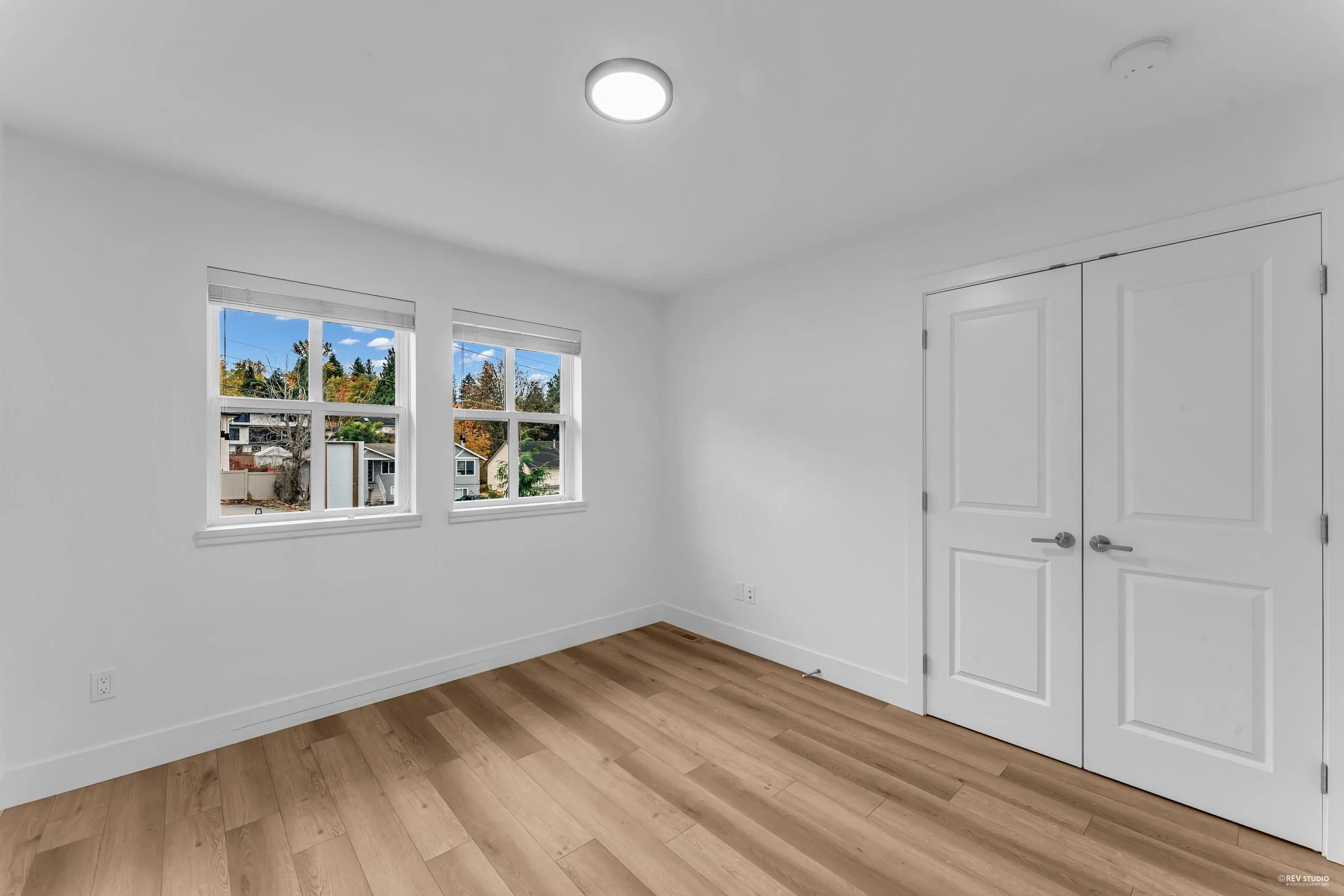 21 10488 124 Street
