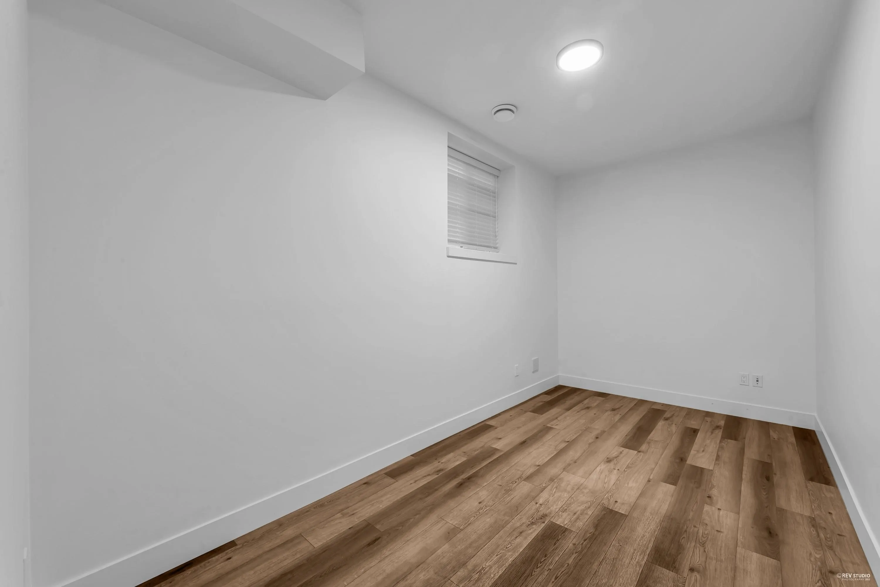 21 10488 124 Street