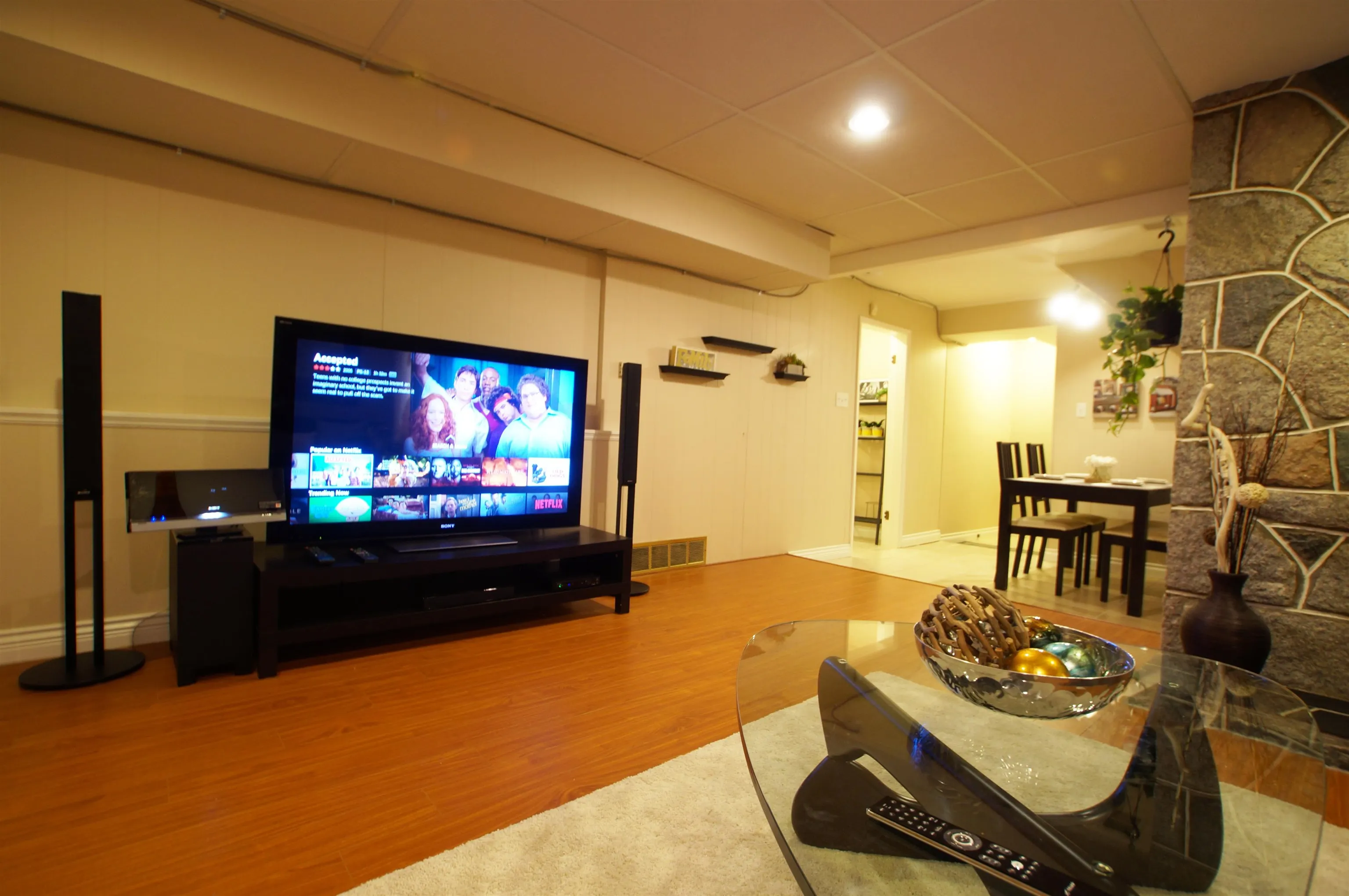 48xx Mckee Place