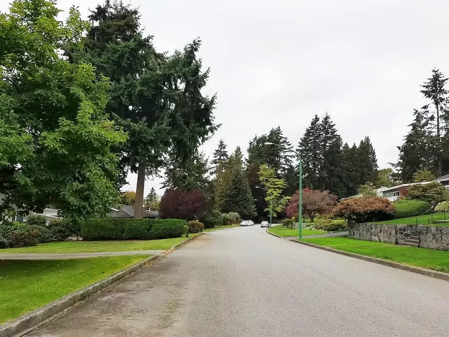 48xx Mckee Place