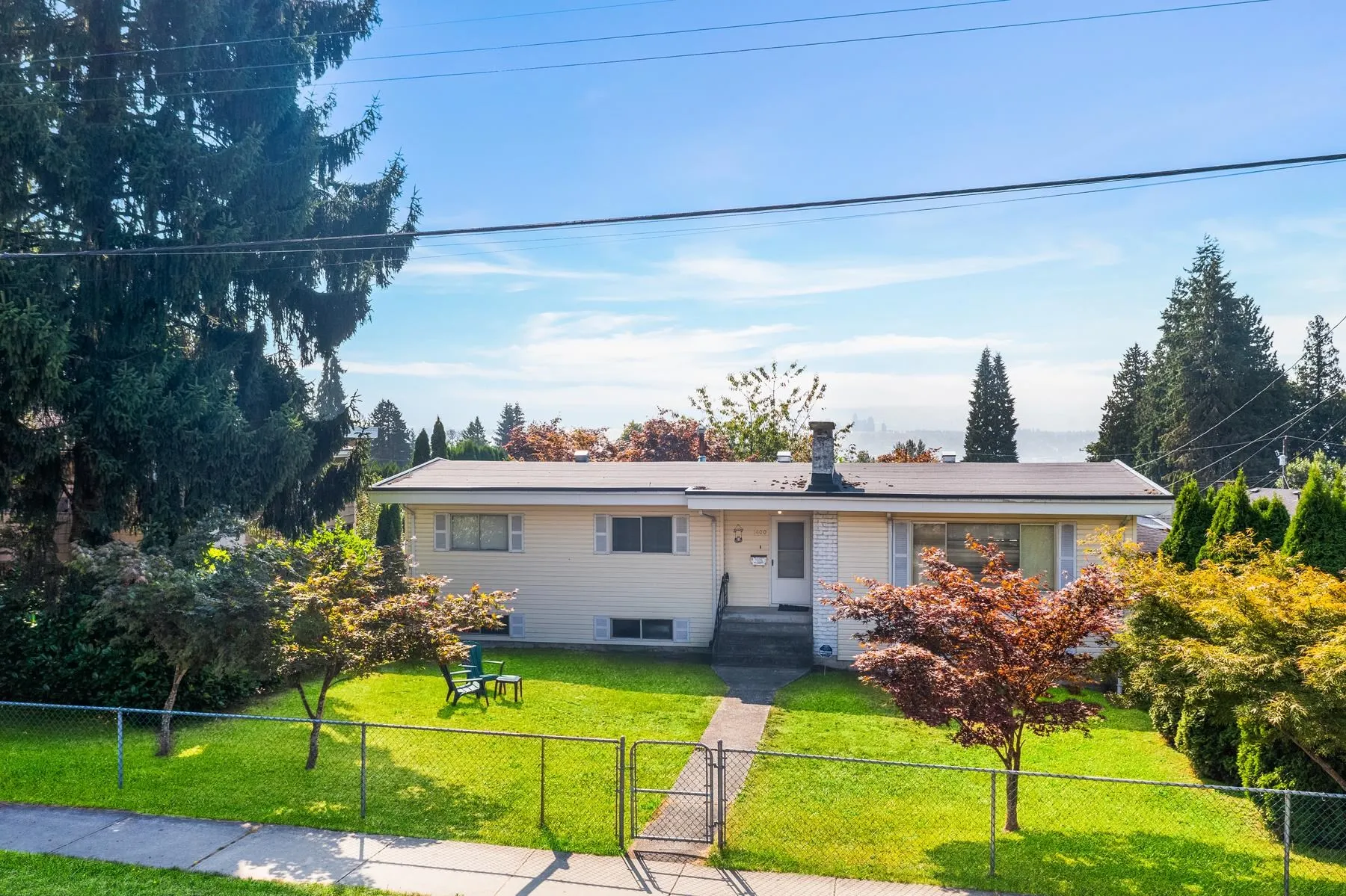1400 Dansey Avenue