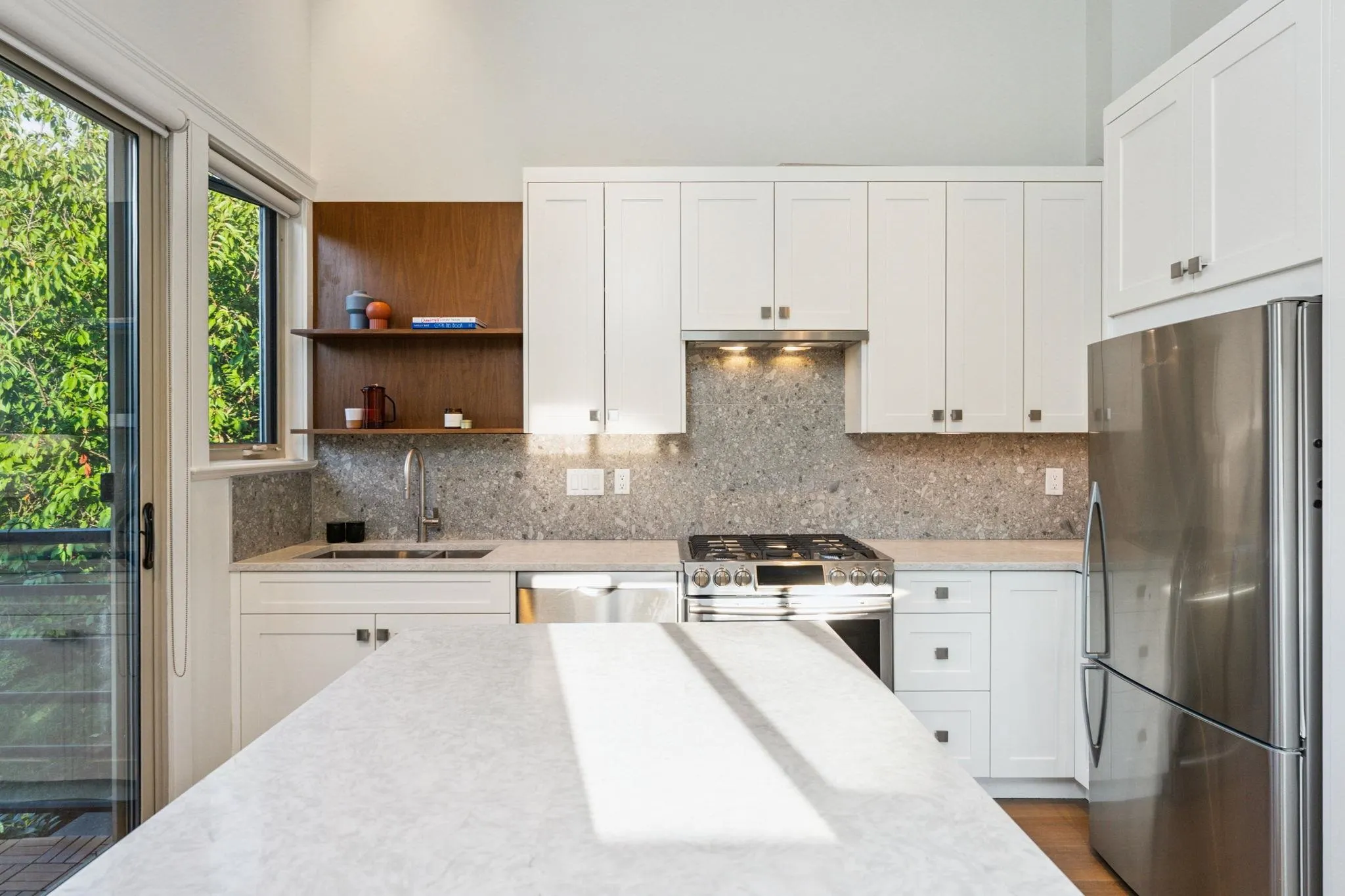 331 E 8th Street