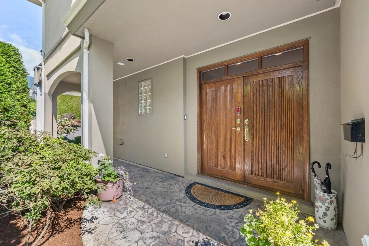 2362 Marine Drive