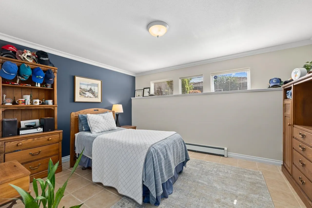 2362 Marine Drive