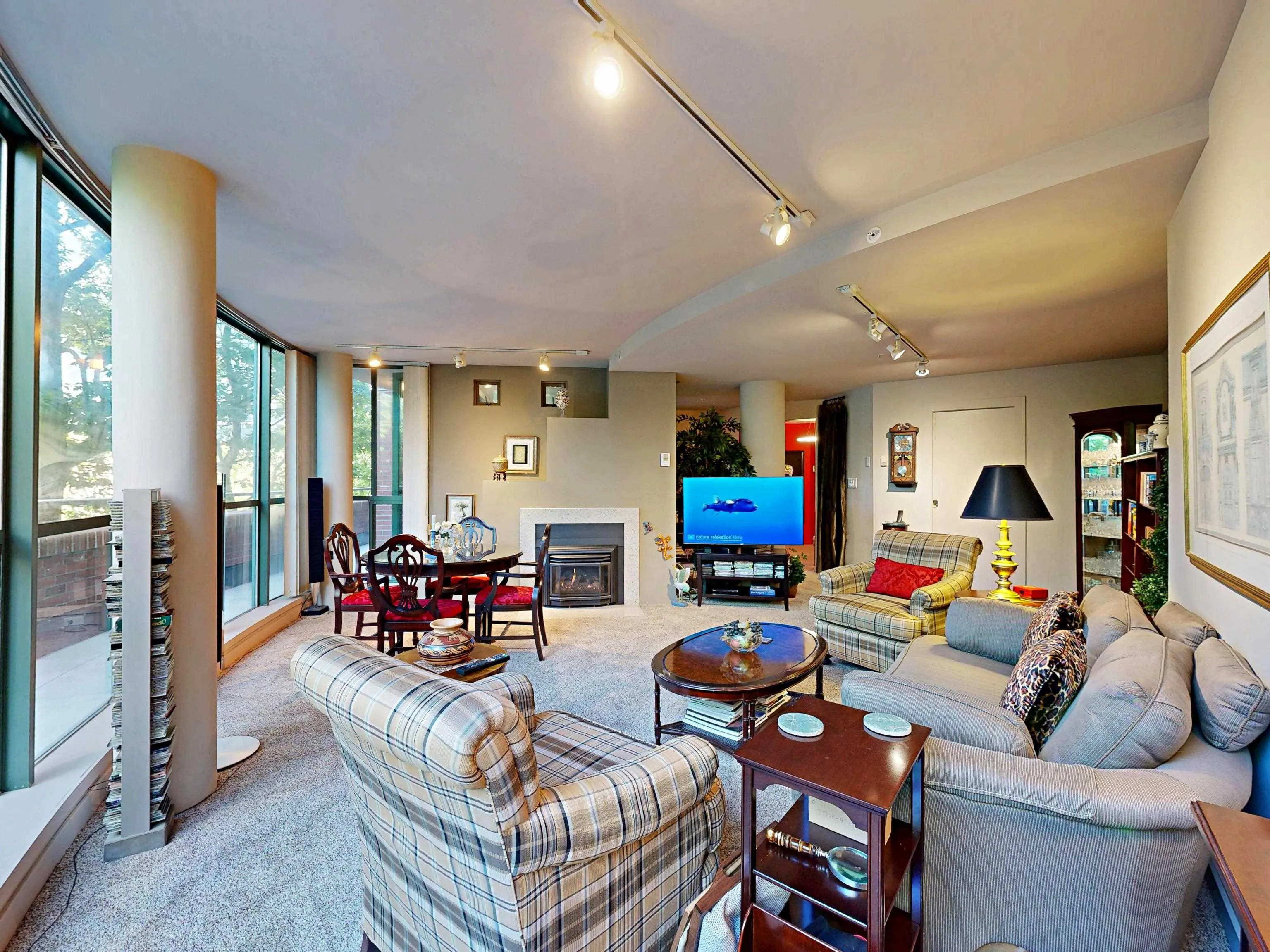 301 1888 Alberni Street