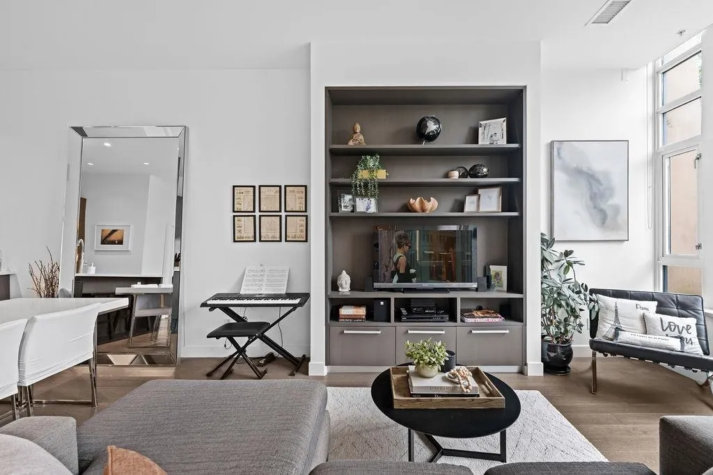 230 W 1 Avenue