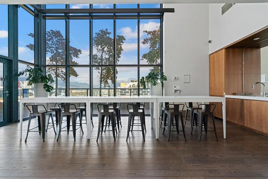 230 W 1 Avenue
