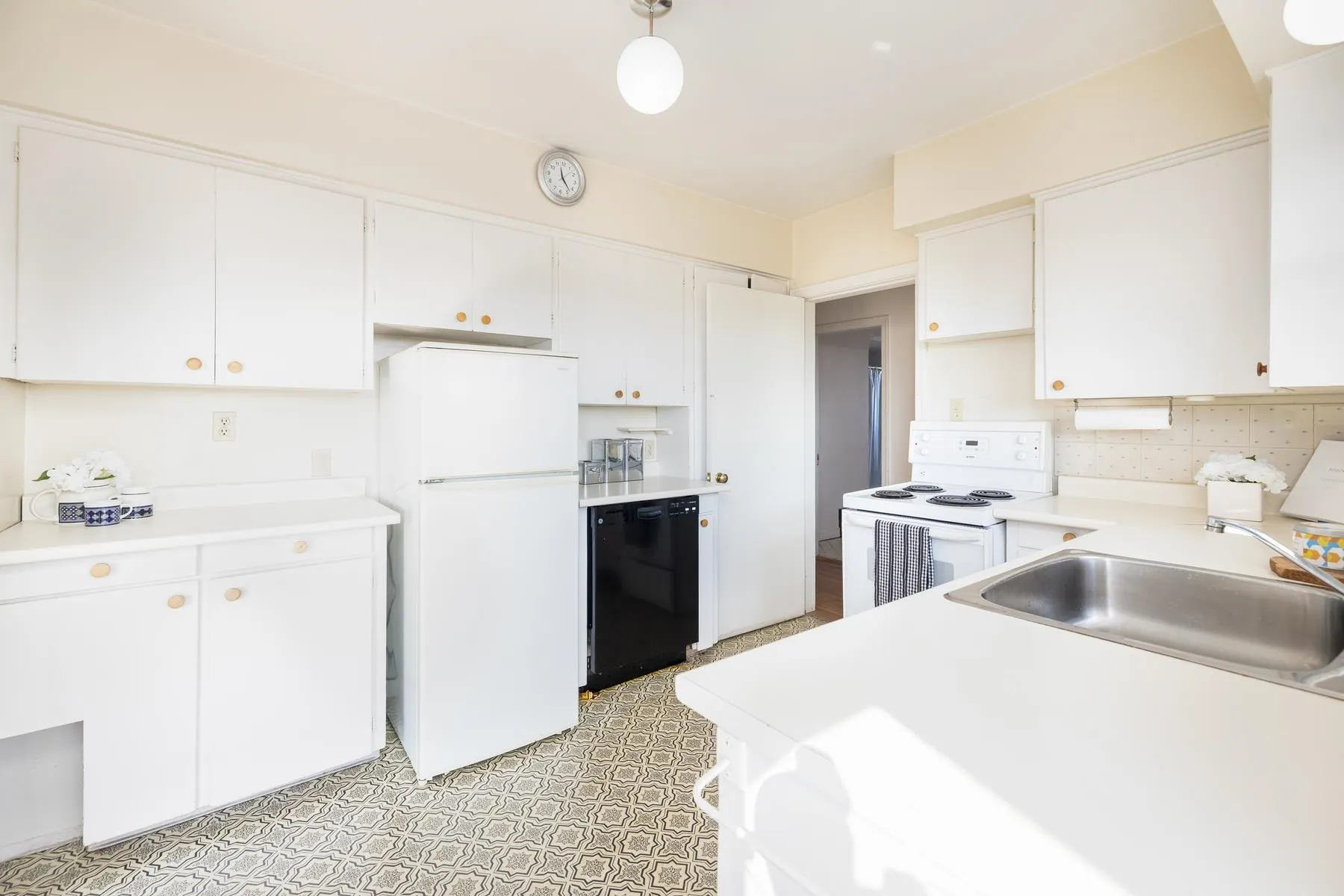 1224 Fulton Avenue