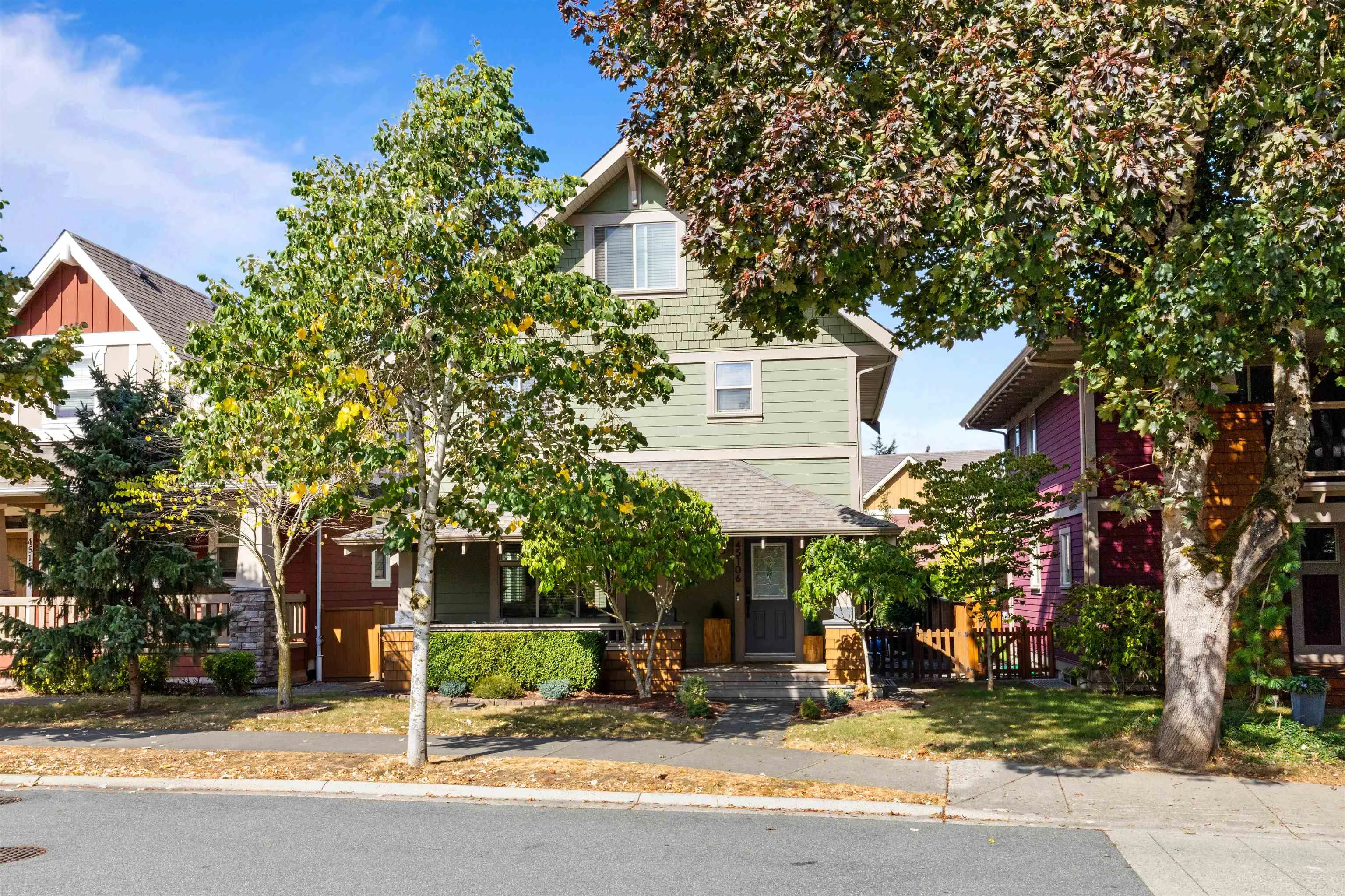 45106 Nicomen Crescent