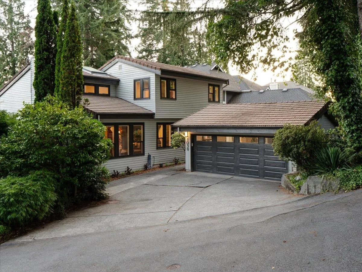 1039 W Keith Road